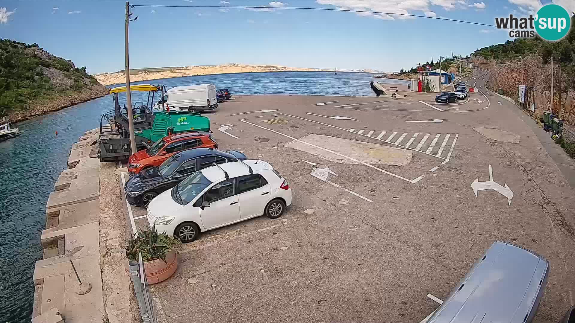 Webcam Prizna ferry port to Pag island