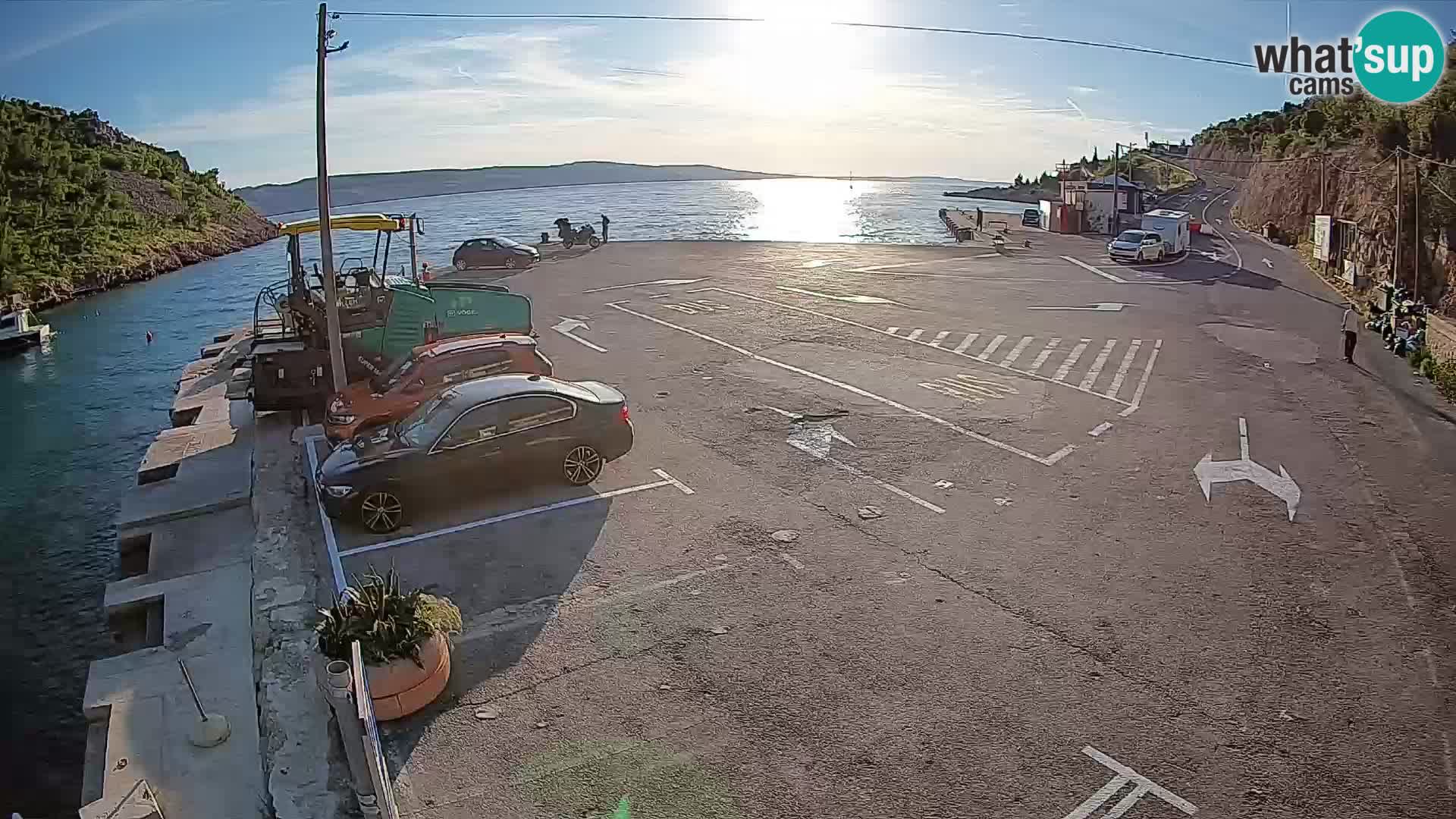Webcam Prizna ferry port to Pag island