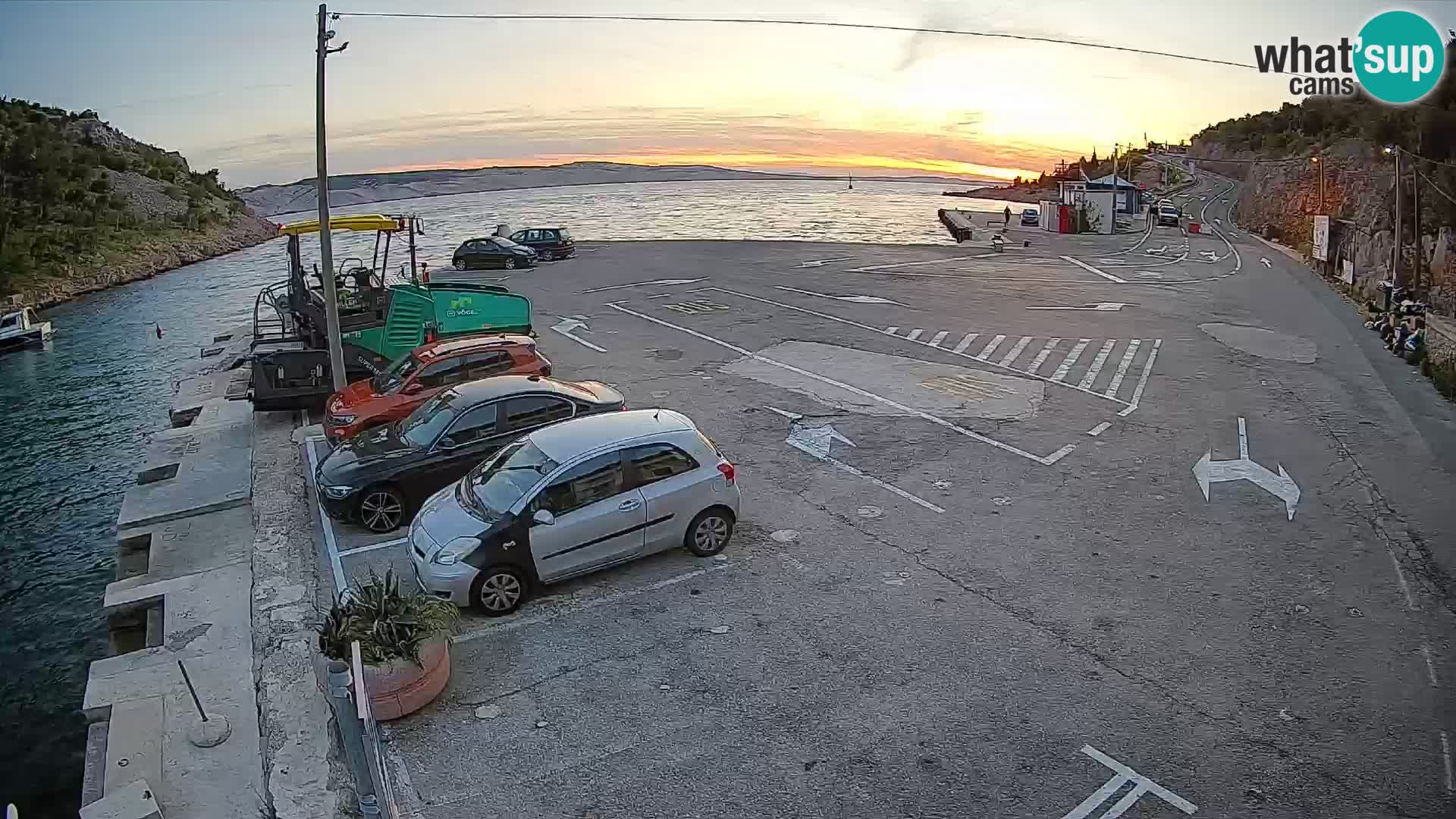 Webcam Prizna ferry port to Pag island