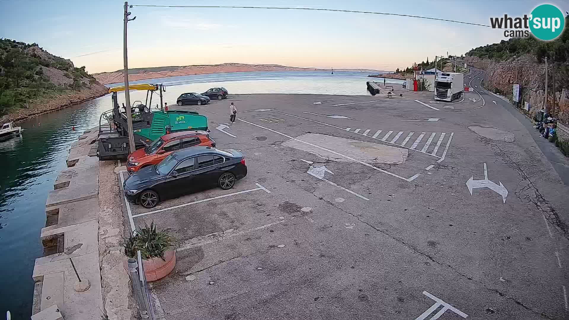 Webcam Prizna ferry port to Pag island