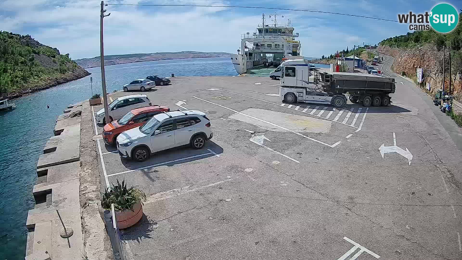 Webcam port de ferry de Prizna – vers l’île de Pag