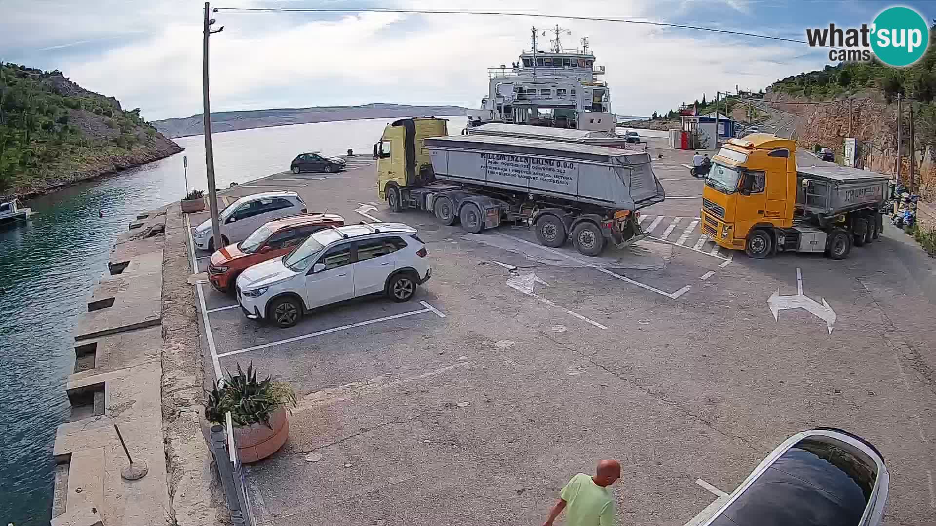 Webcam Prizna ferry port to Pag island