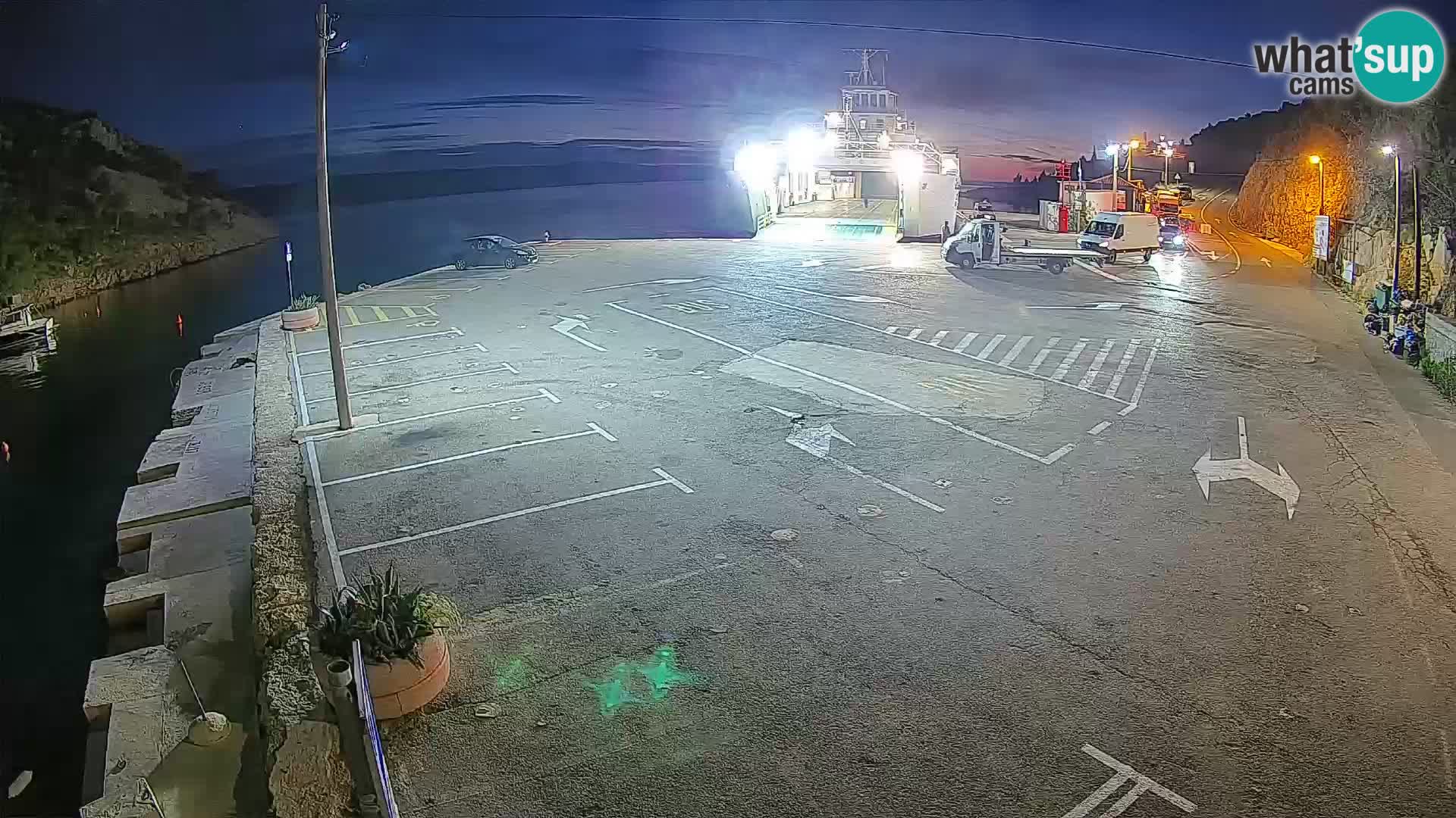 Webcam Prizna ferry port to Pag island