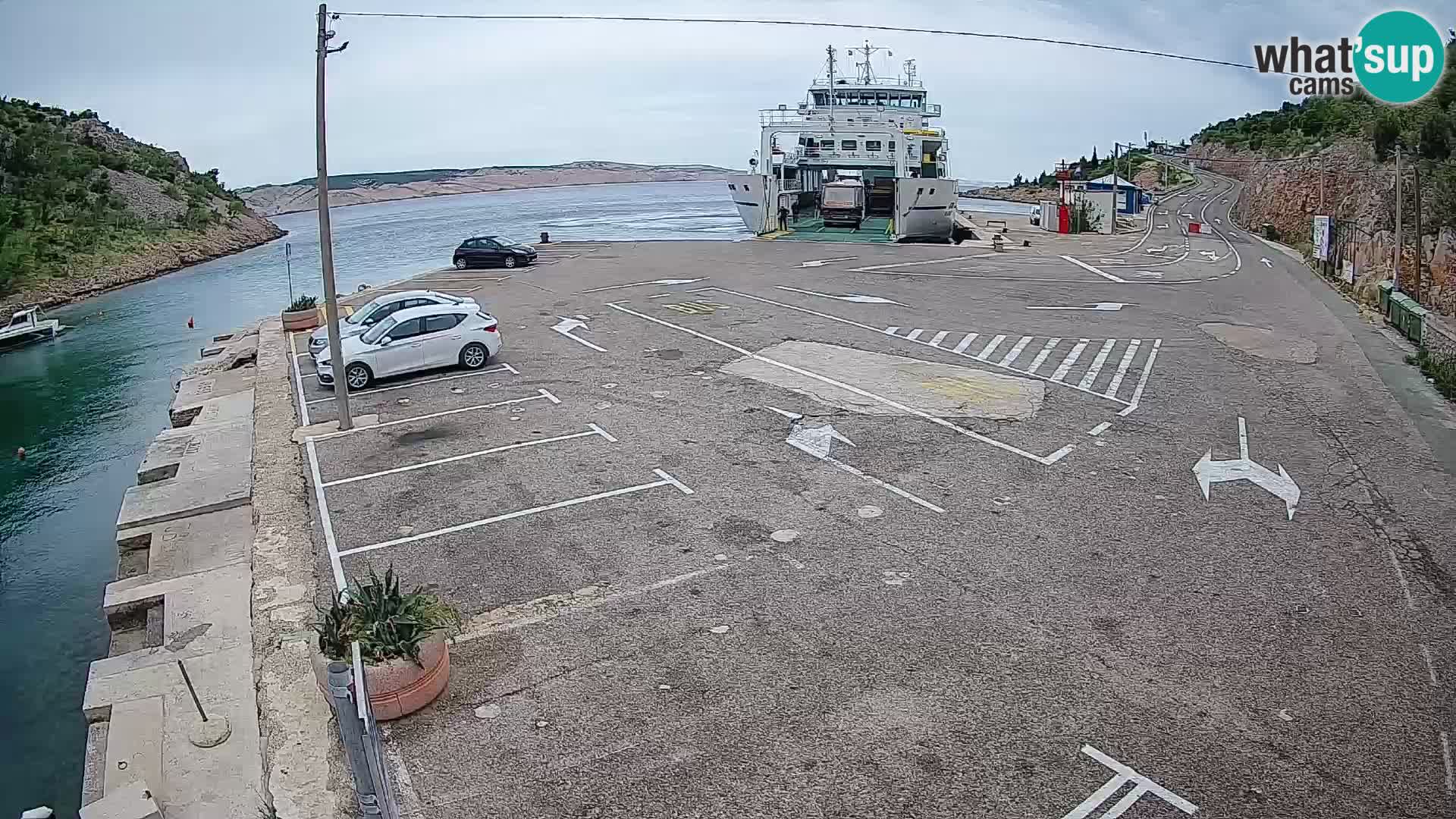 Webcam Prizna ferry port to Pag island