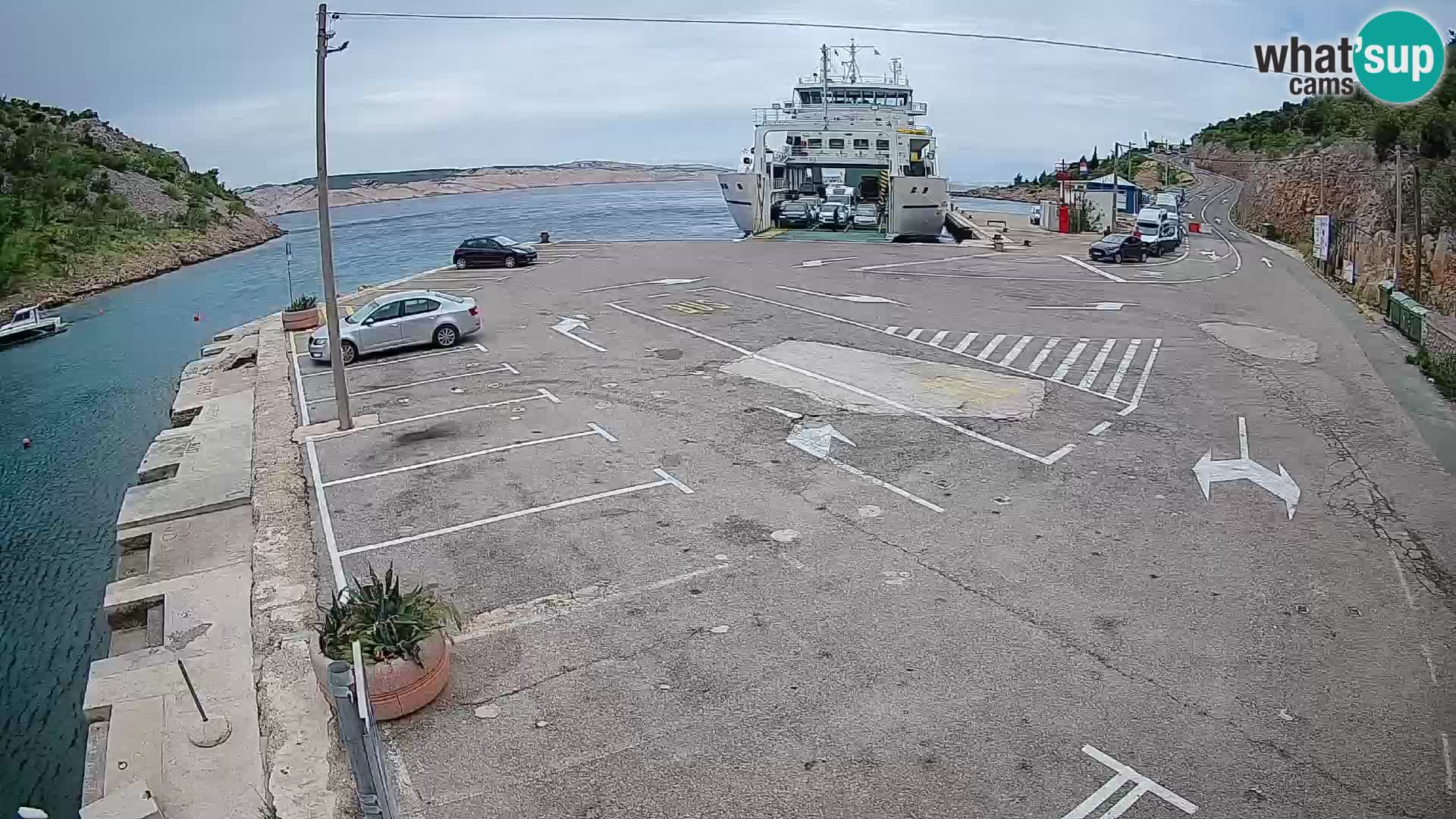 Webcam del puerto de ferris de Prizna – hacia la isla de Pag