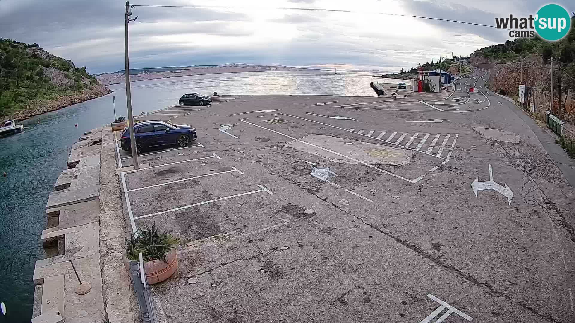 Webcam Prizna ferry port to Pag island