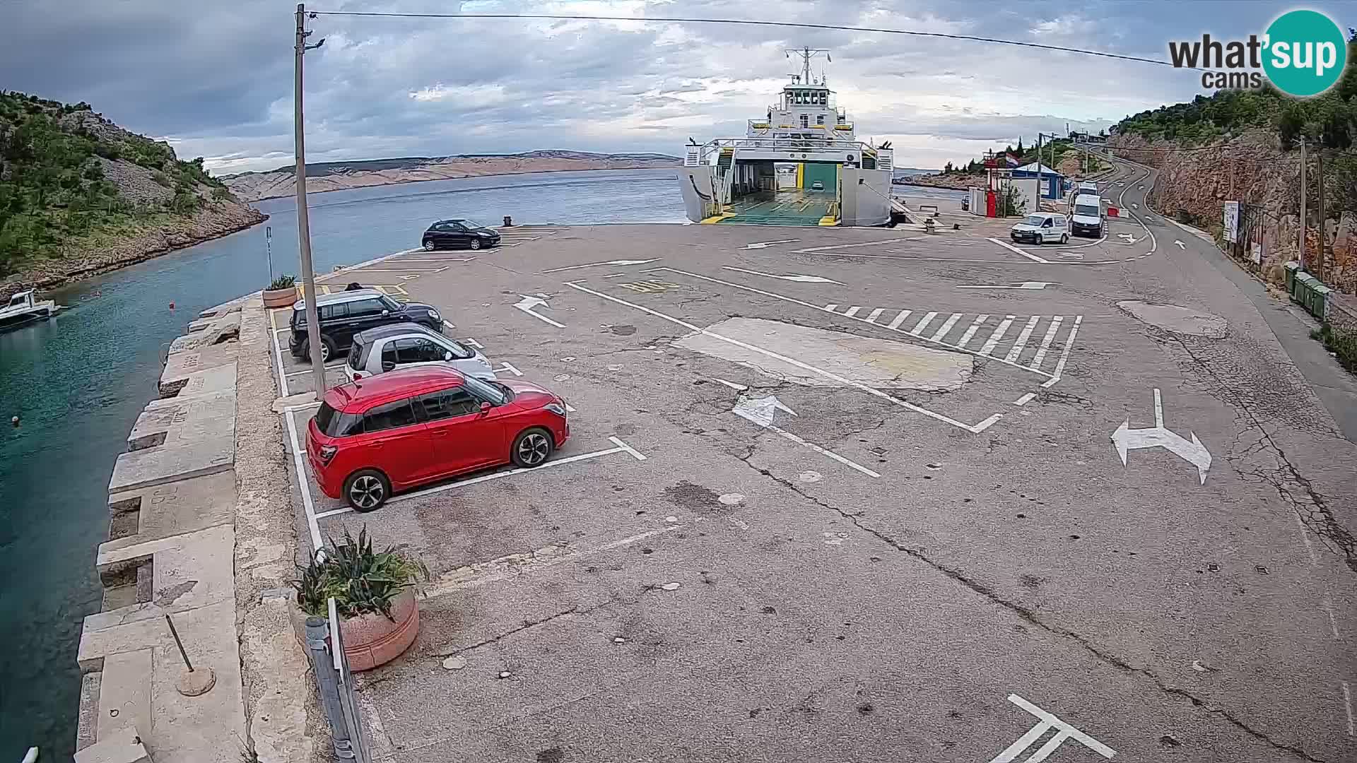 Webcam Prizna ferry port to Pag island