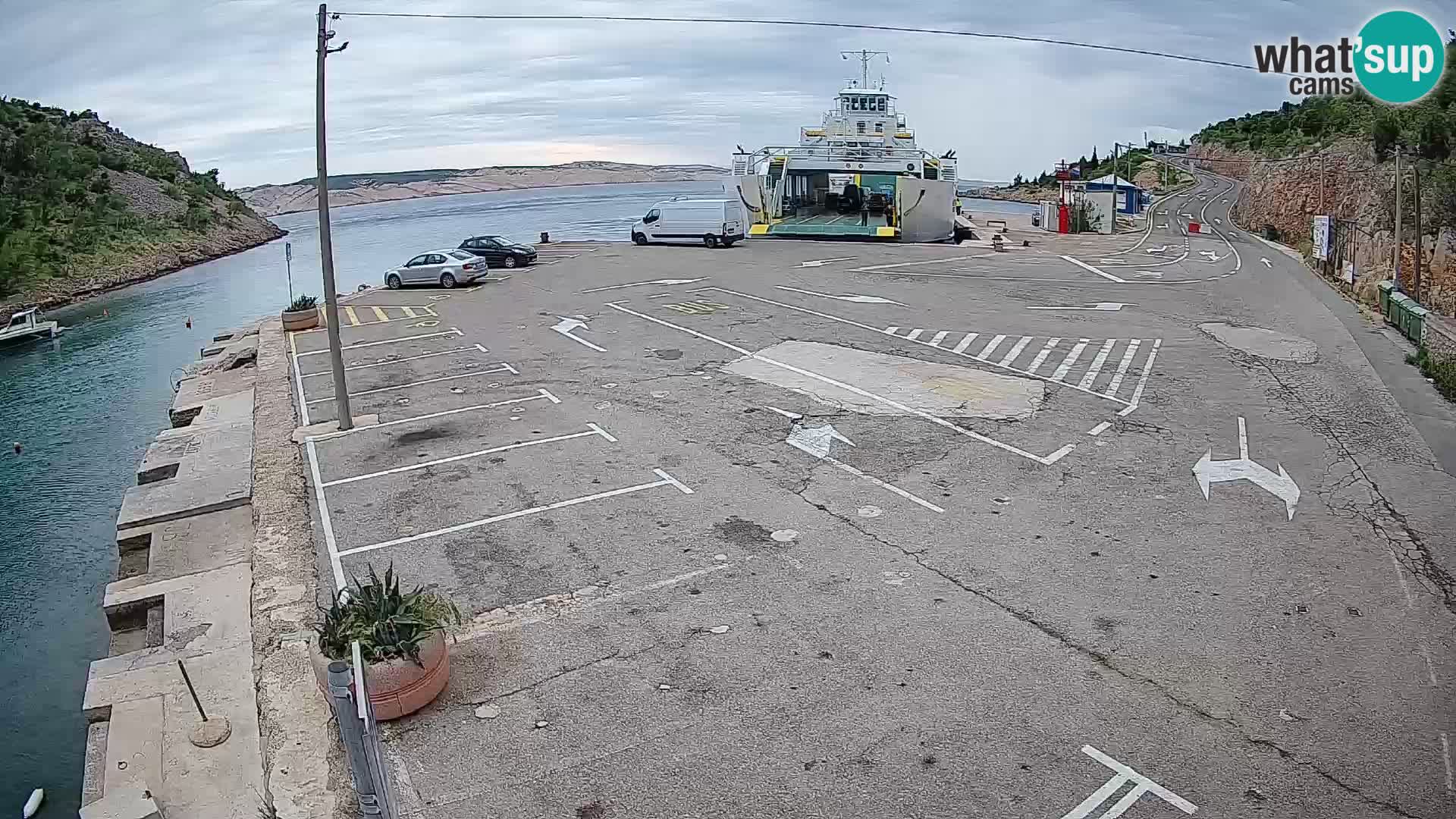Webcam Prizna ferry port to Pag island
