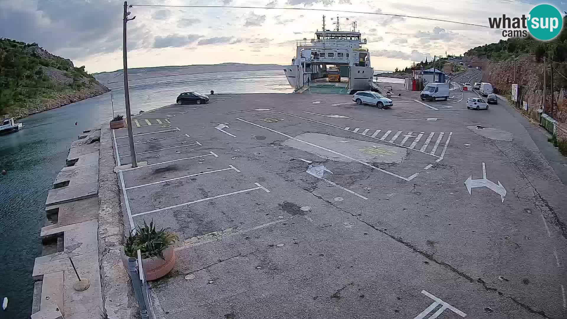 Webcam Prizna ferry port to Pag island
