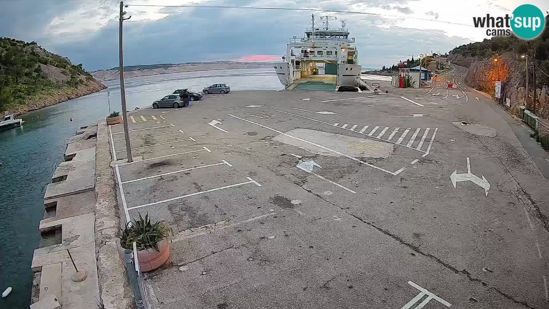 Webcam port de ferry de Prizna – vers l’île de Pag