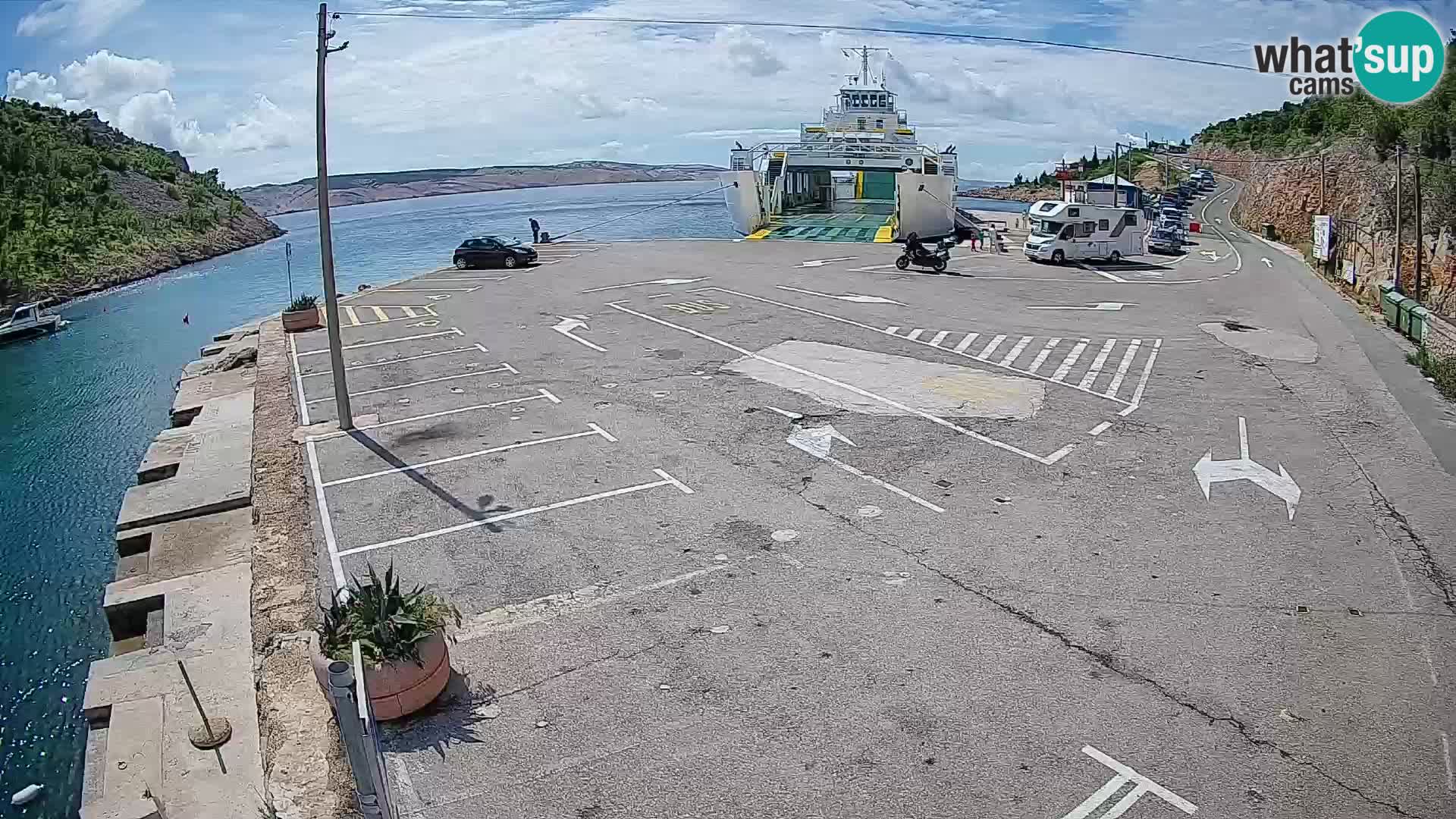 Webcam Prizna ferry port to Pag island