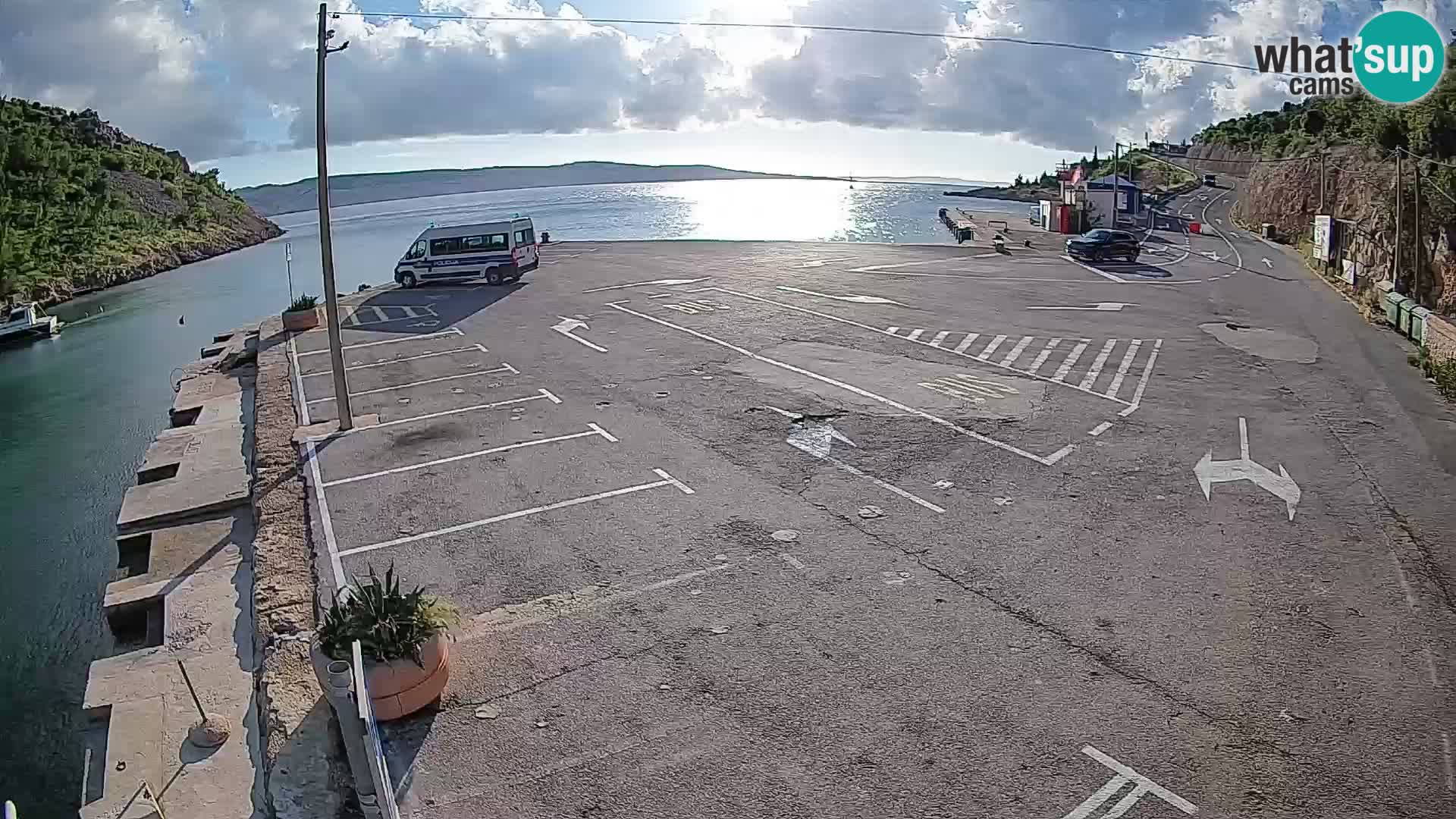 Webcam Prizna ferry port to Pag island