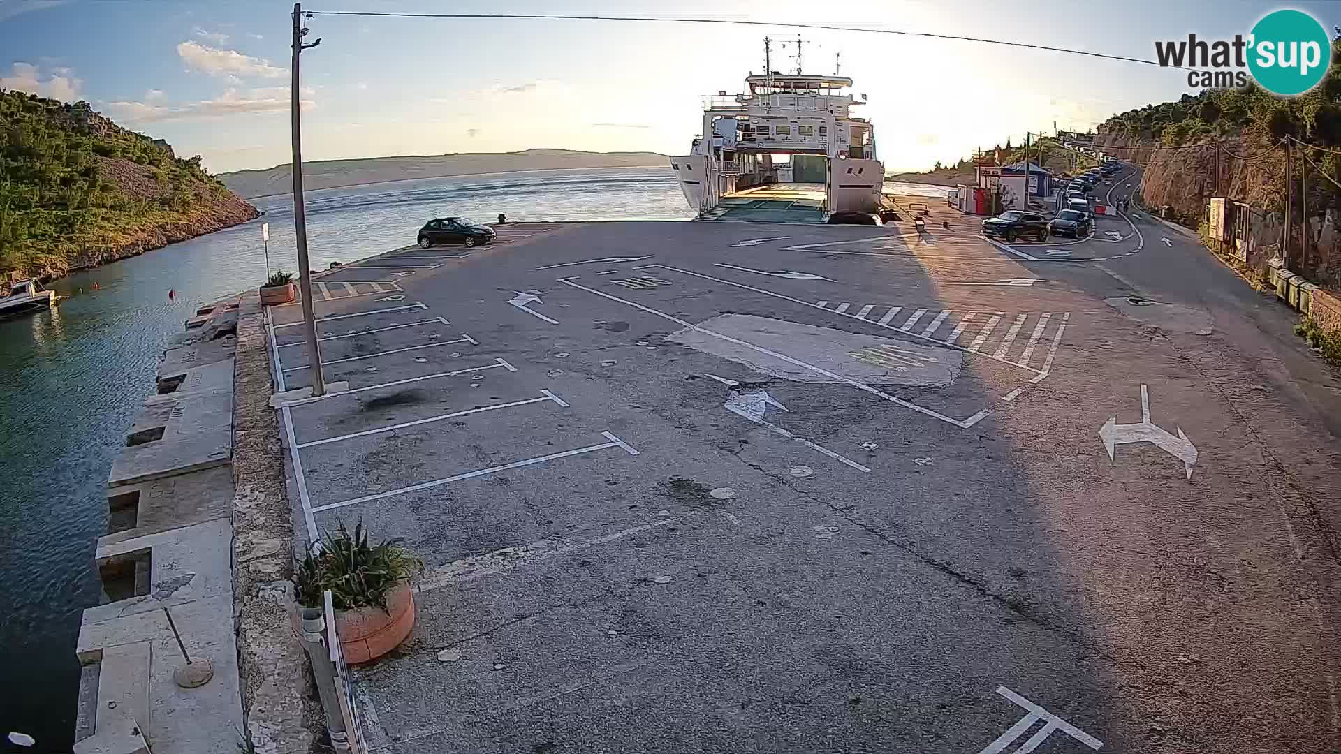 Webcam port de ferry de Prizna – vers l’île de Pag