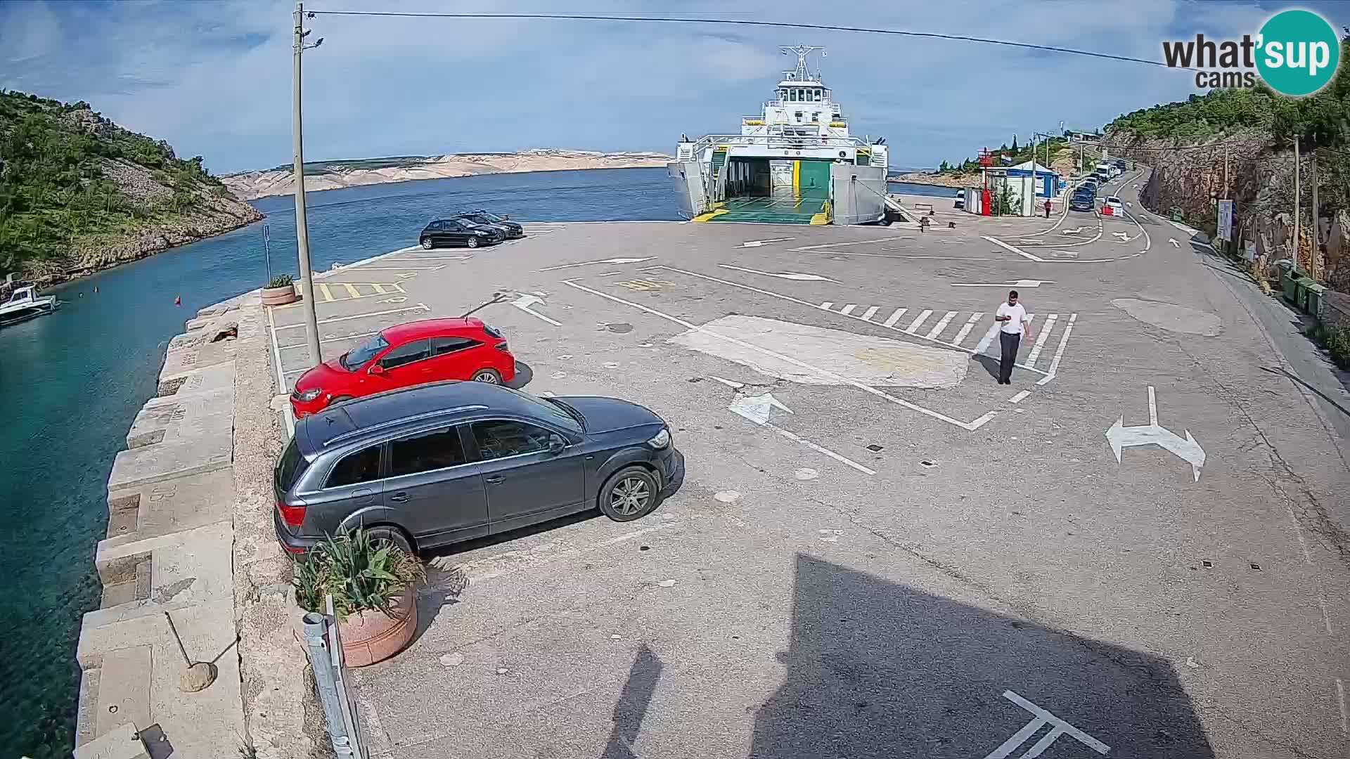 Webcam del puerto de ferris de Prizna – hacia la isla de Pag