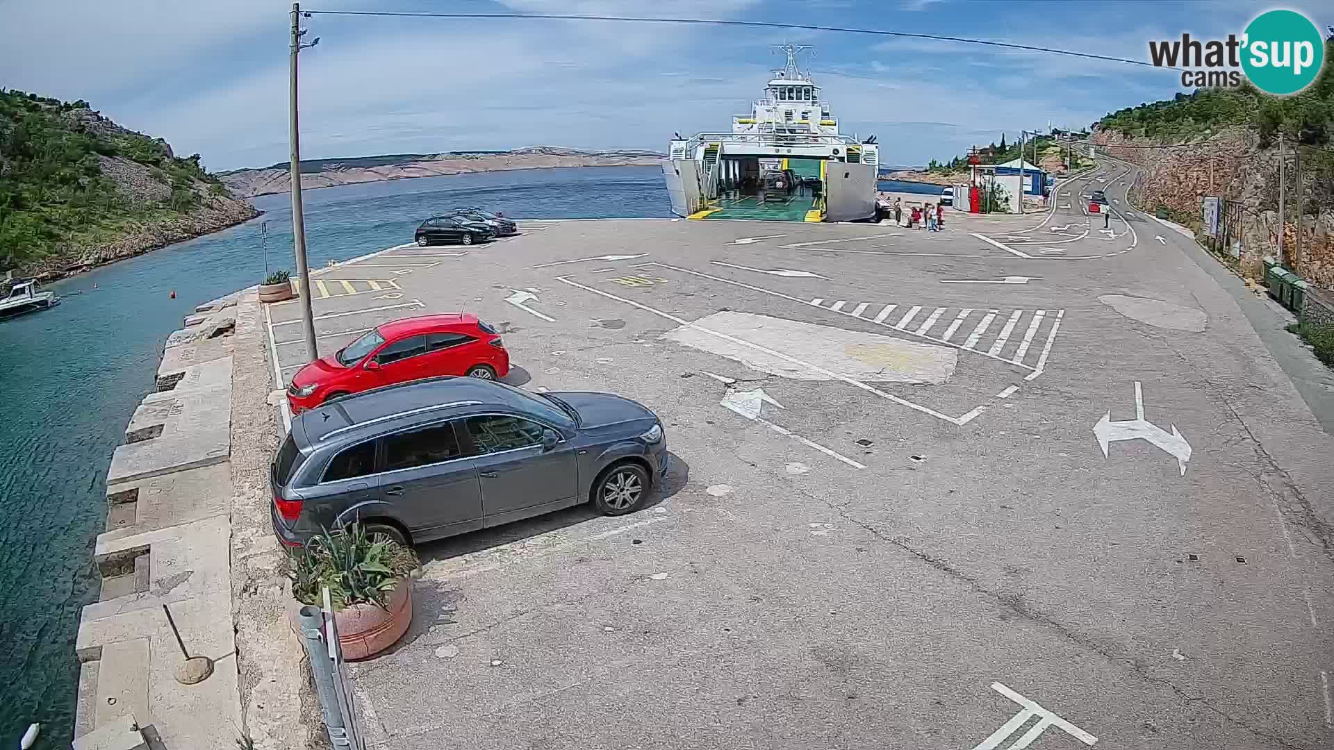 Webcam del puerto de ferris de Prizna – hacia la isla de Pag