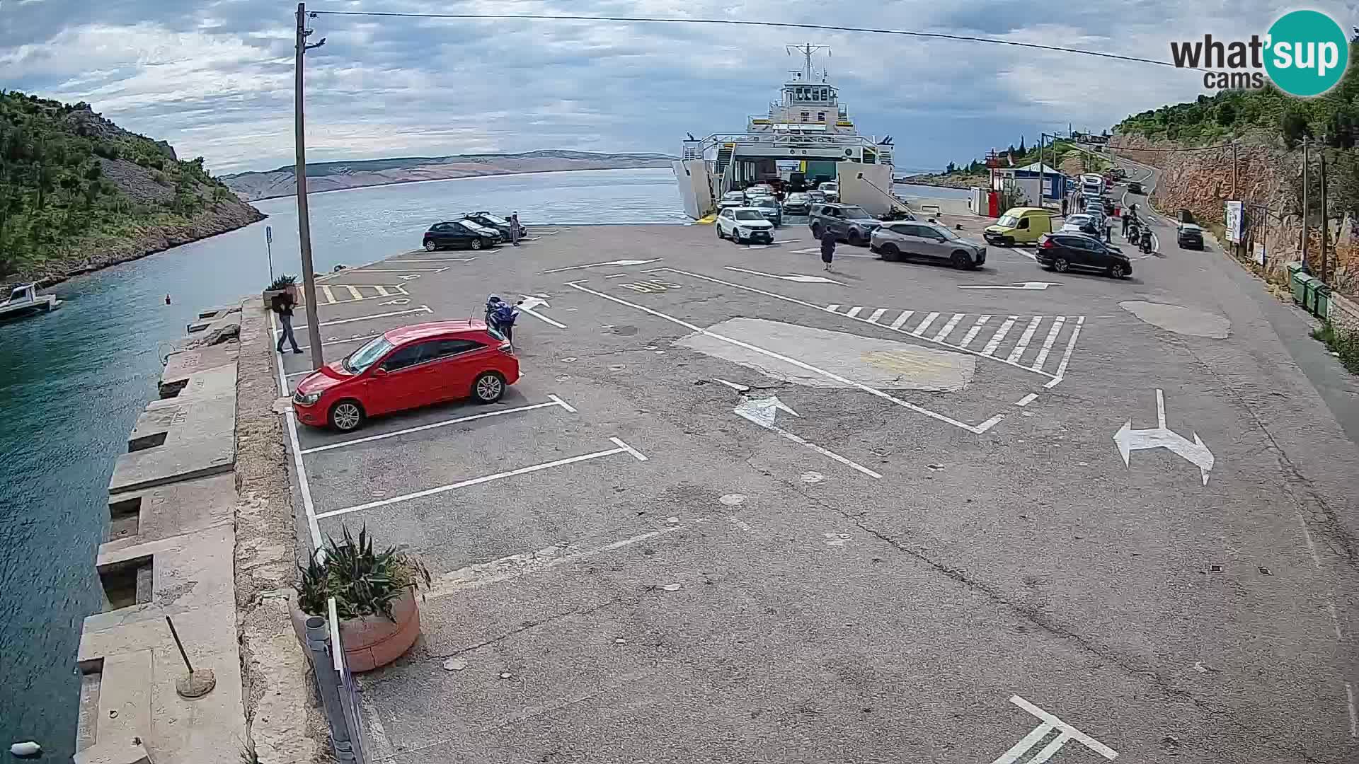 Webcam port de ferry de Prizna – vers l’île de Pag