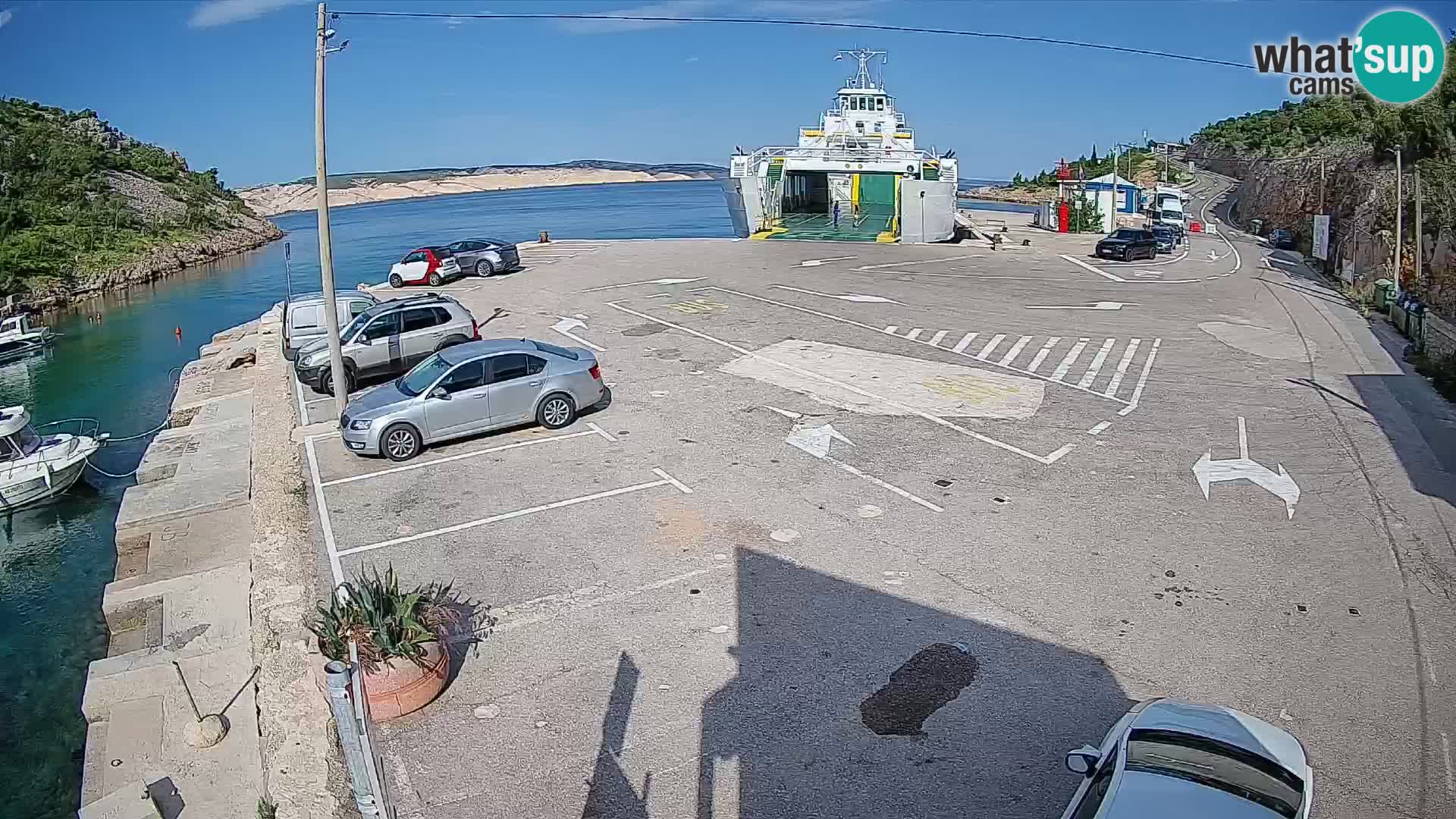 Webcam Prizna ferry port to Pag island