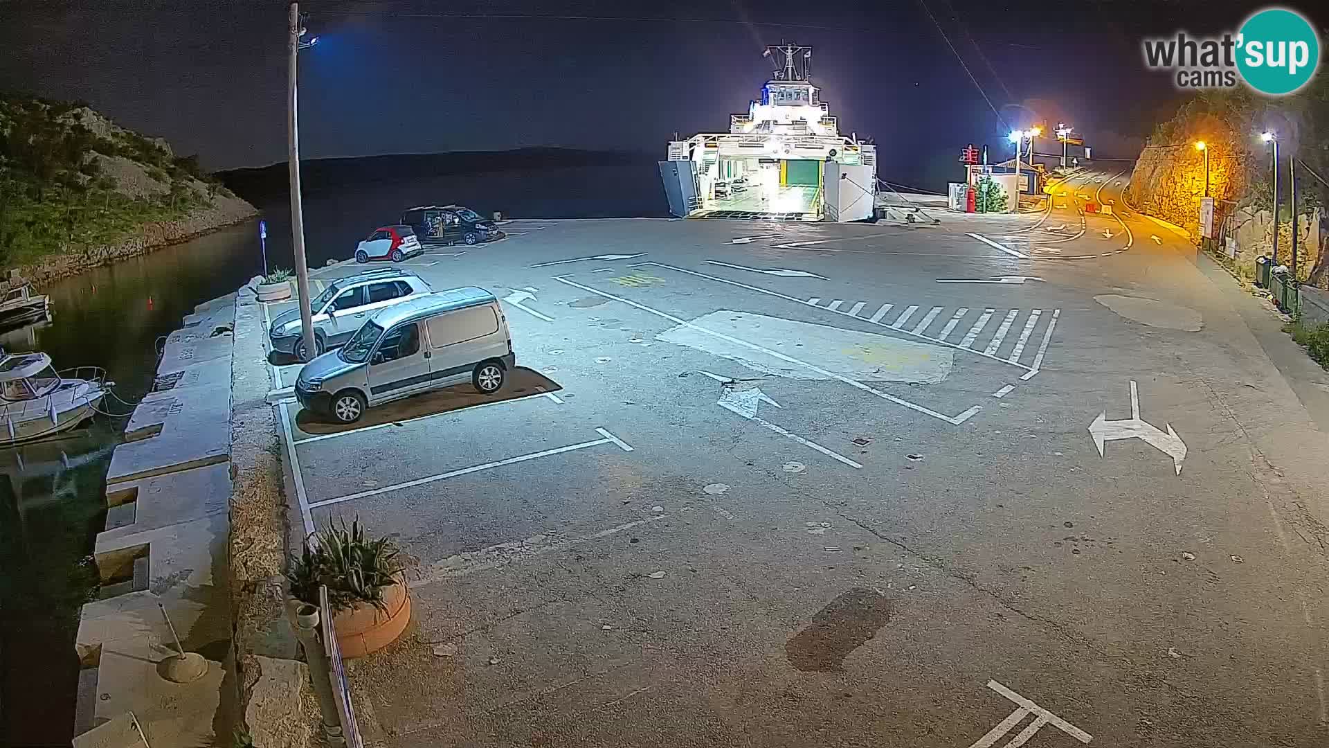 Webcam Prizna ferry port to Pag island