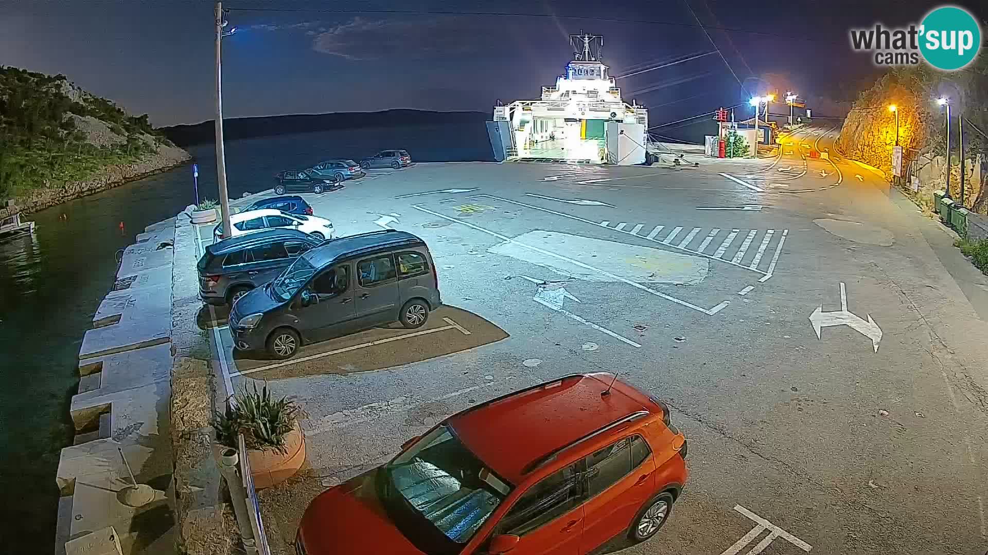 Webcam del puerto de ferris de Prizna – hacia la isla de Pag