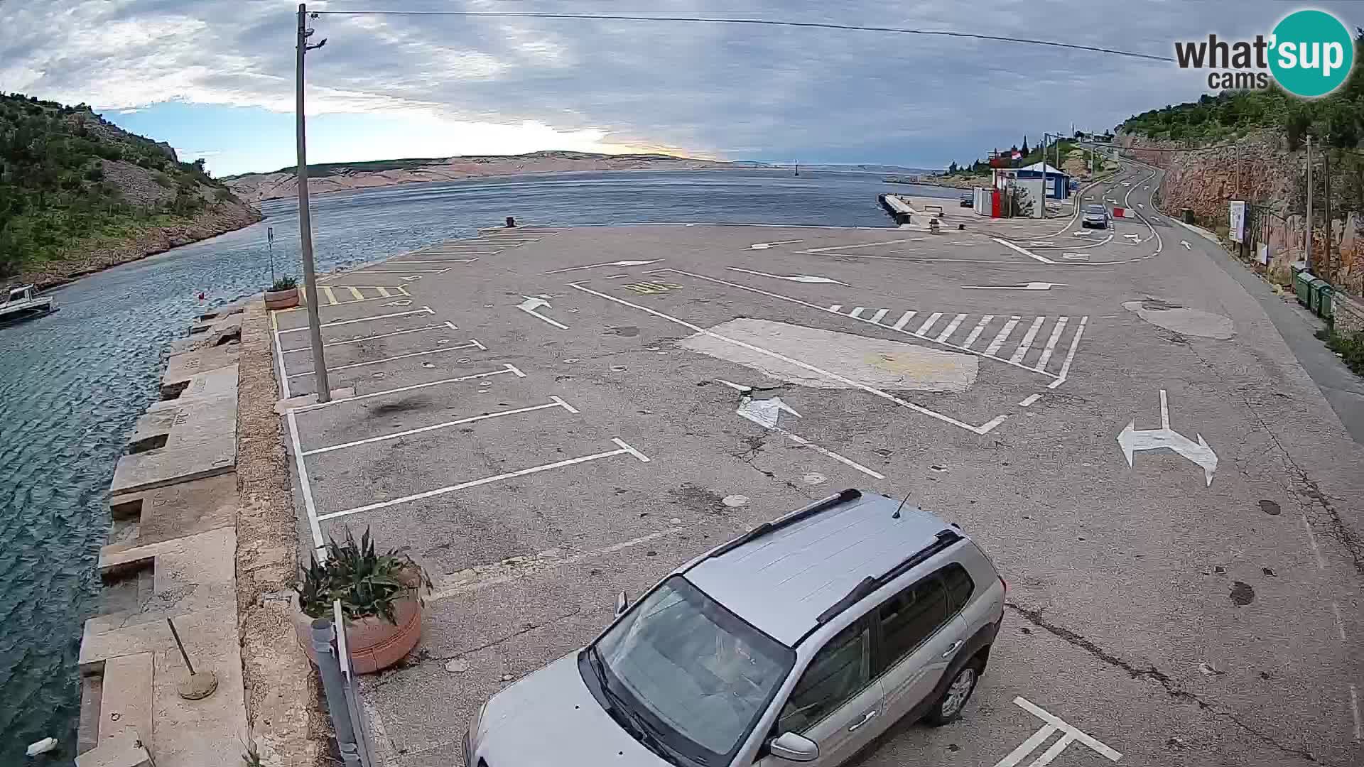 Webcam Prizna ferry port to Pag island