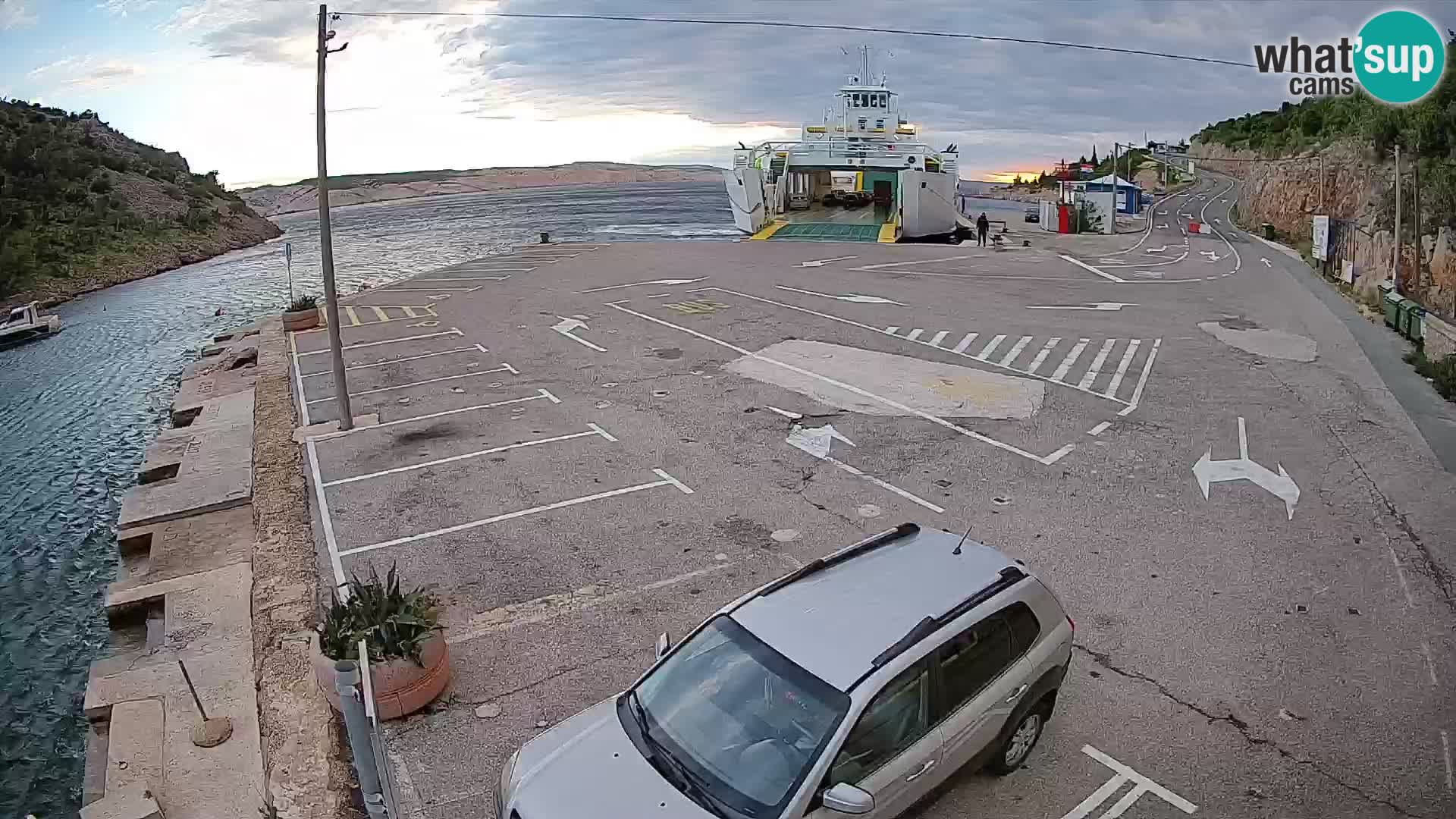Webcam Prizna ferry port to Pag island