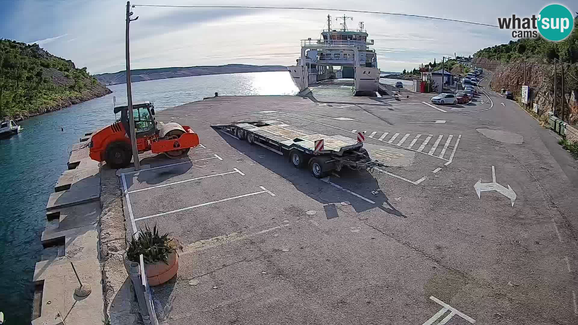 Webcam port de ferry de Prizna – vers l’île de Pag