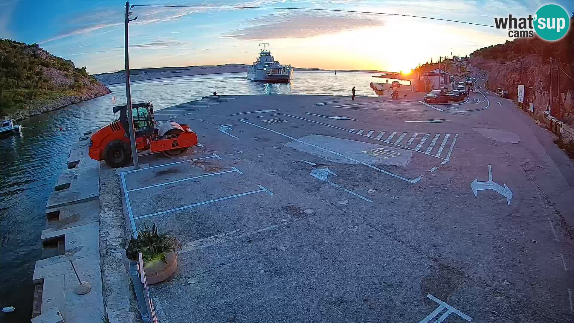 Webcam Prizna ferry port to Pag island