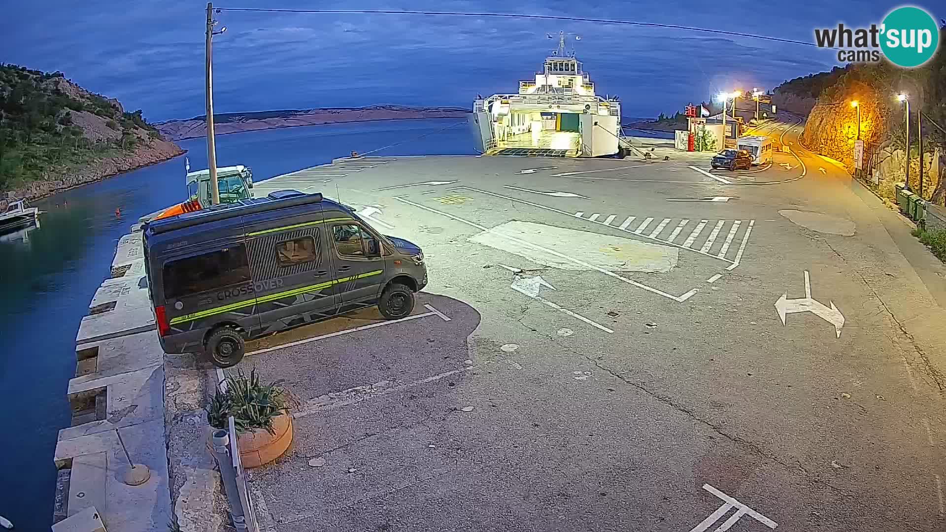 Webcam Prizna ferry port to Pag island