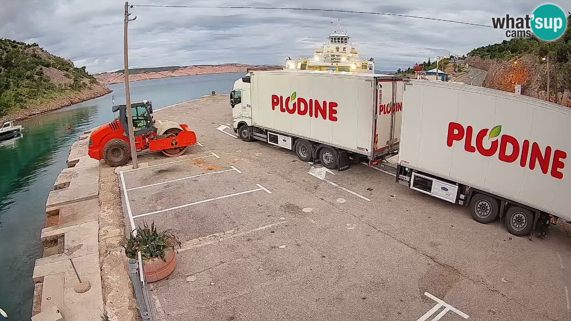 Webcam Prizna ferry port to Pag island