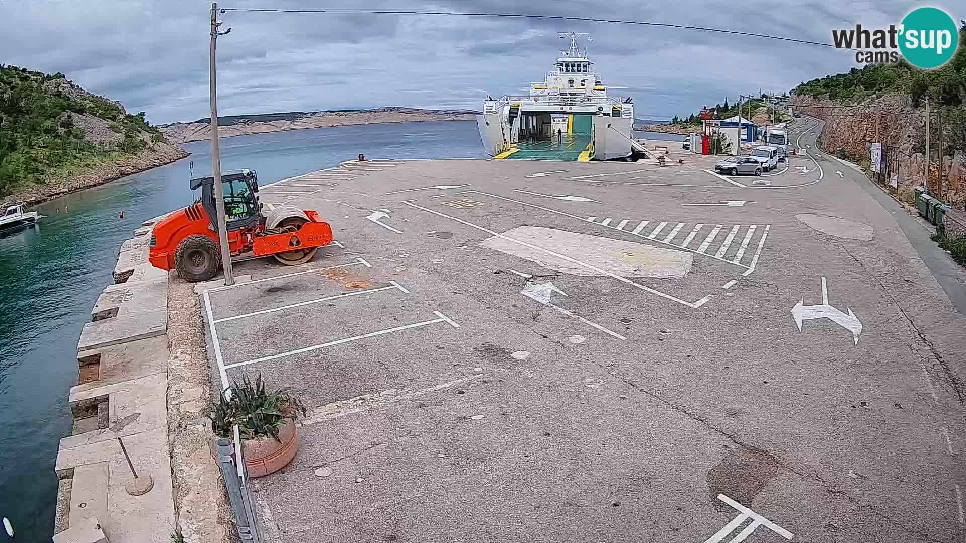 Webcam Prizna ferry port to Pag island