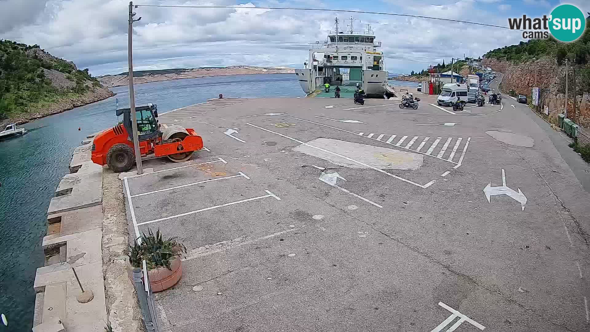 Webcam port de ferry de Prizna – vers l’île de Pag