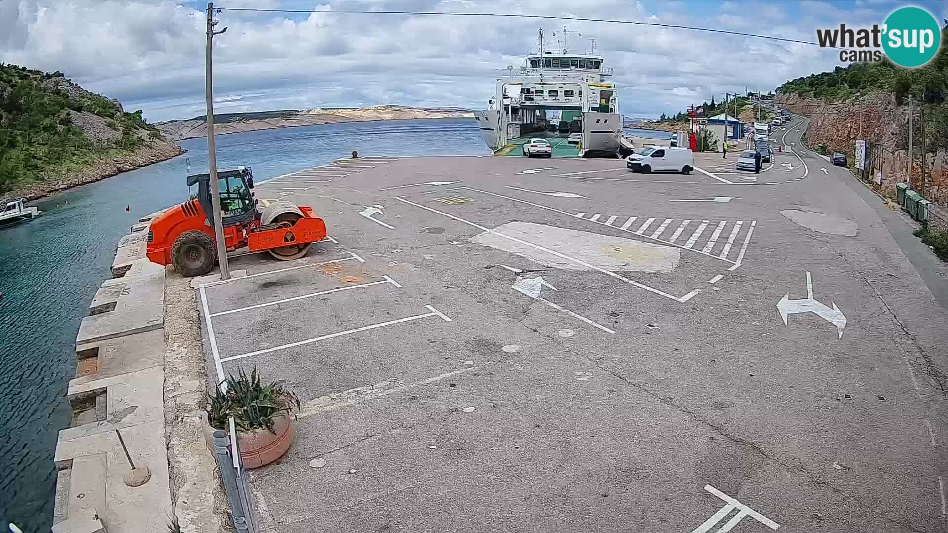 Webcam Prizna ferry port to Pag island