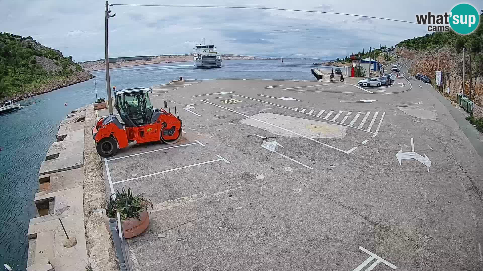Webcam Prizna ferry port to Pag island