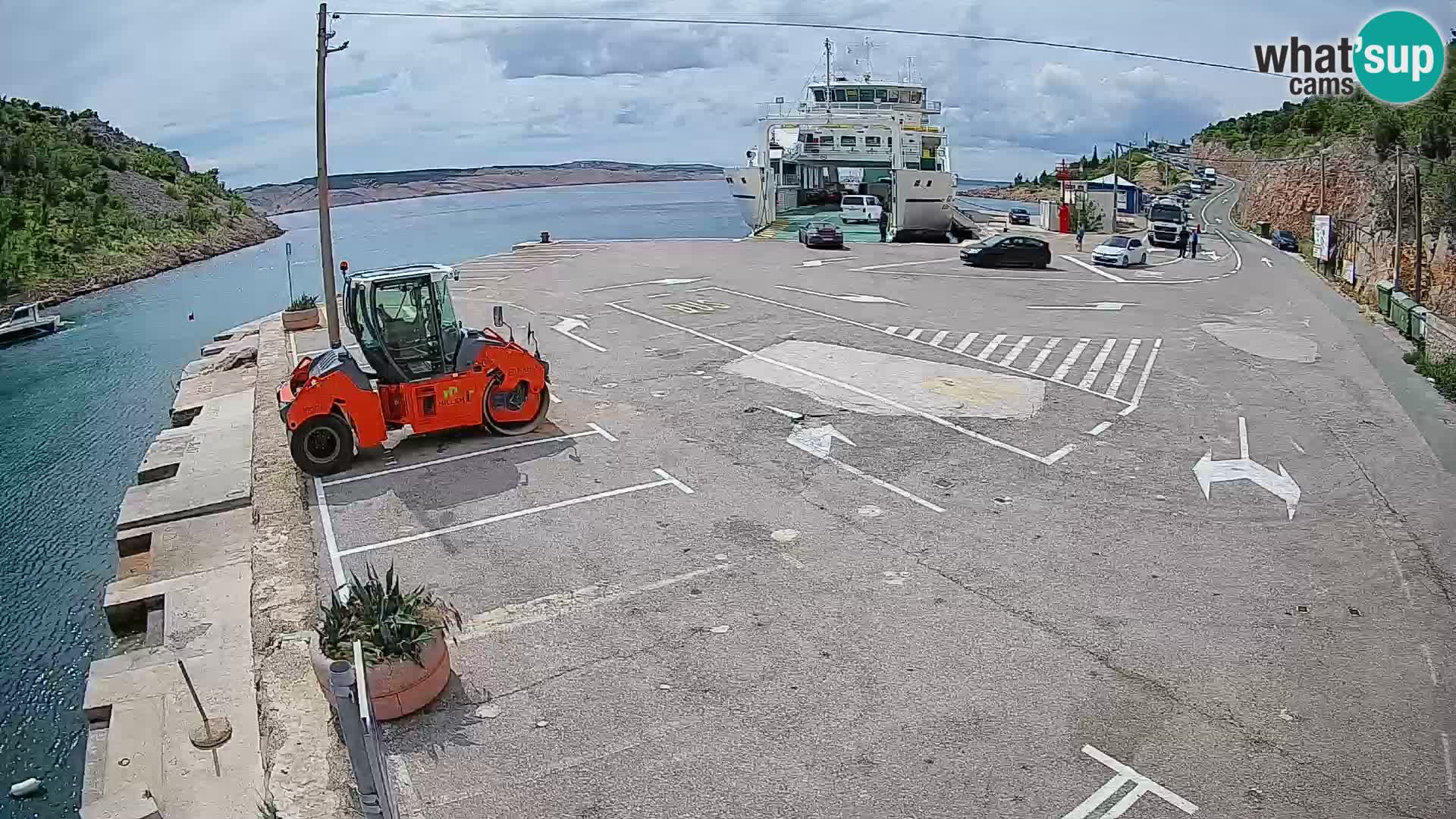 Webcam Prizna ferry port to Pag island