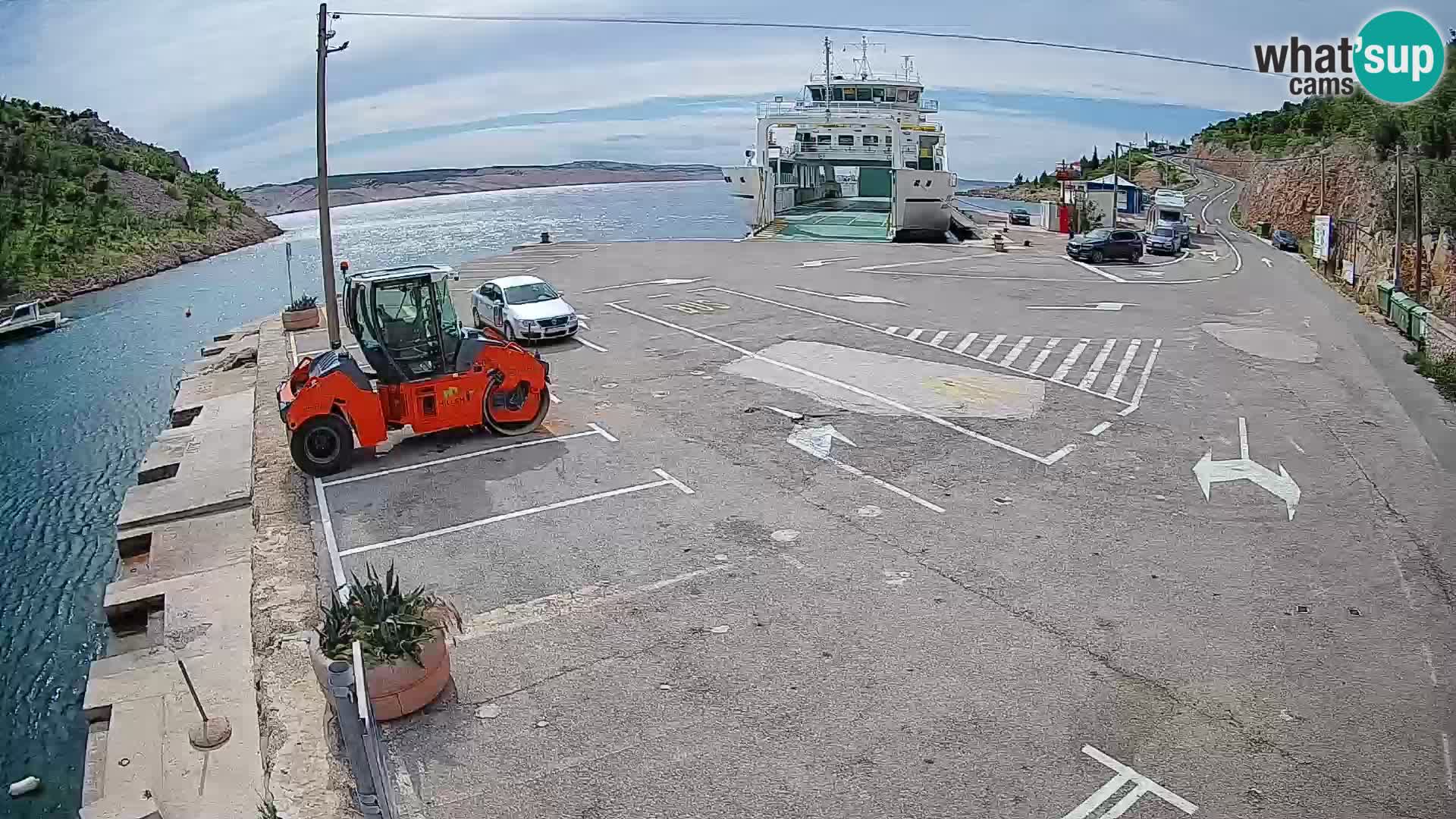 Webcam Prizna ferry port to Pag island