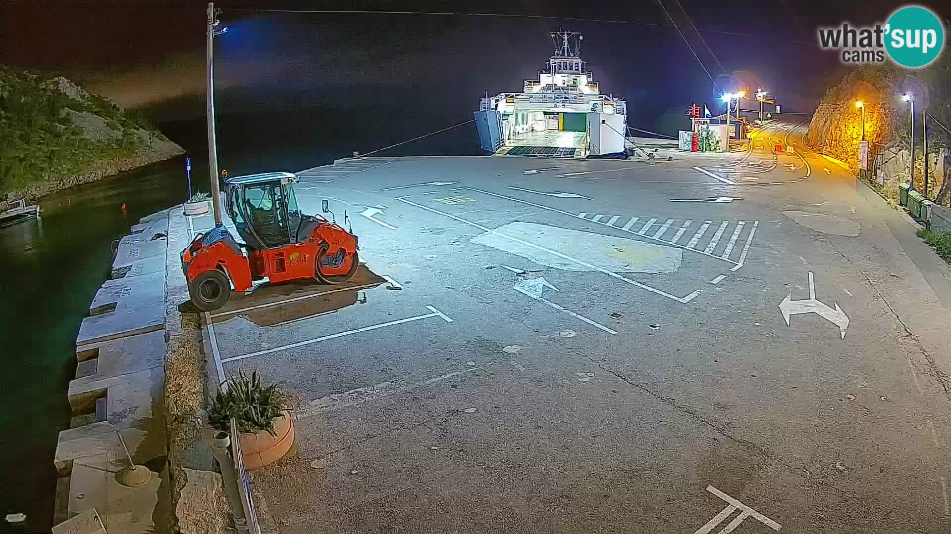 Webcam Prizna ferry port to Pag island