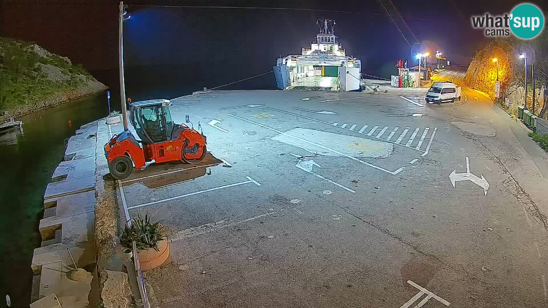 Webcam Prizna ferry port to Pag island