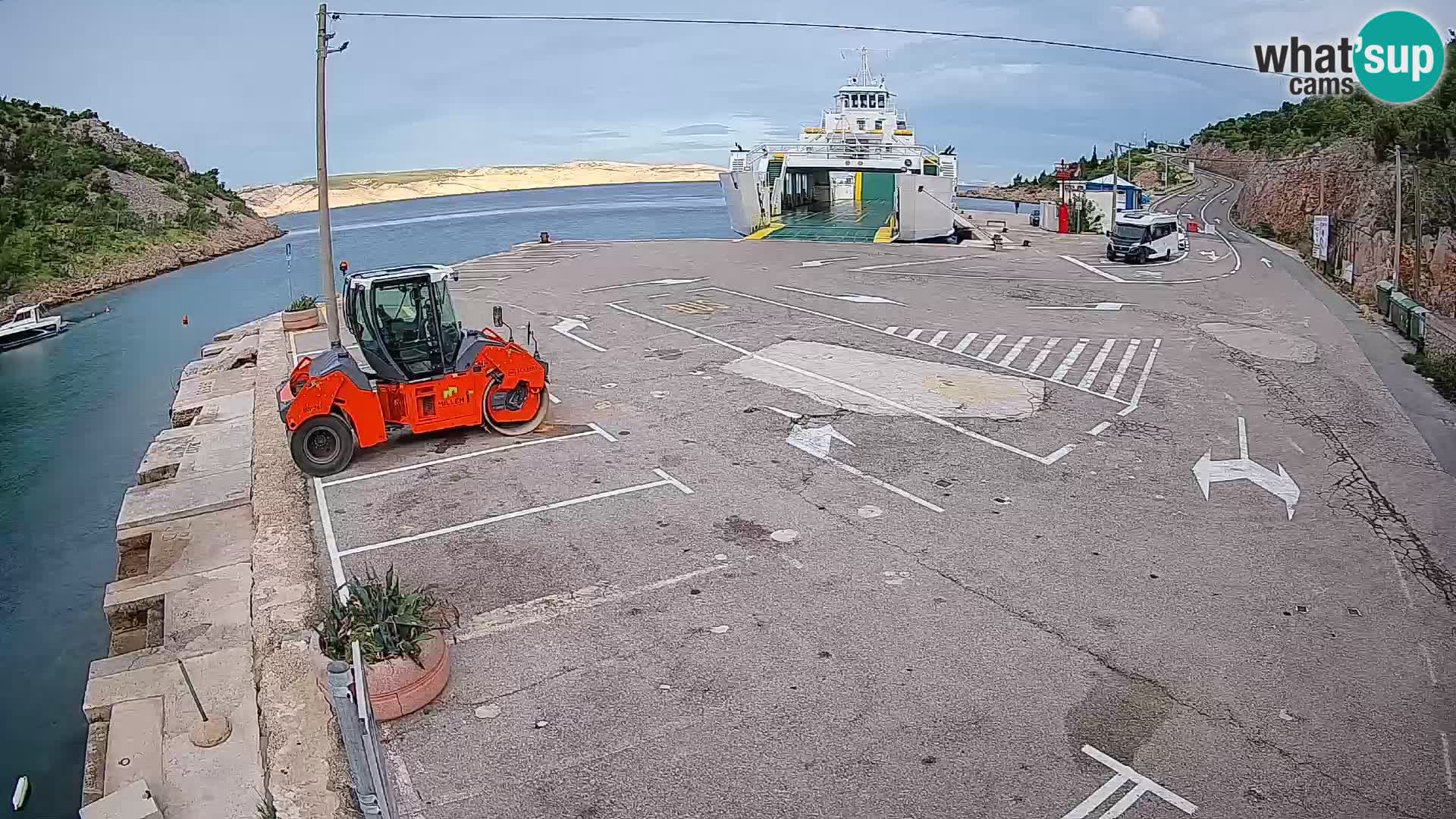 Webcam Prizna ferry port to Pag island