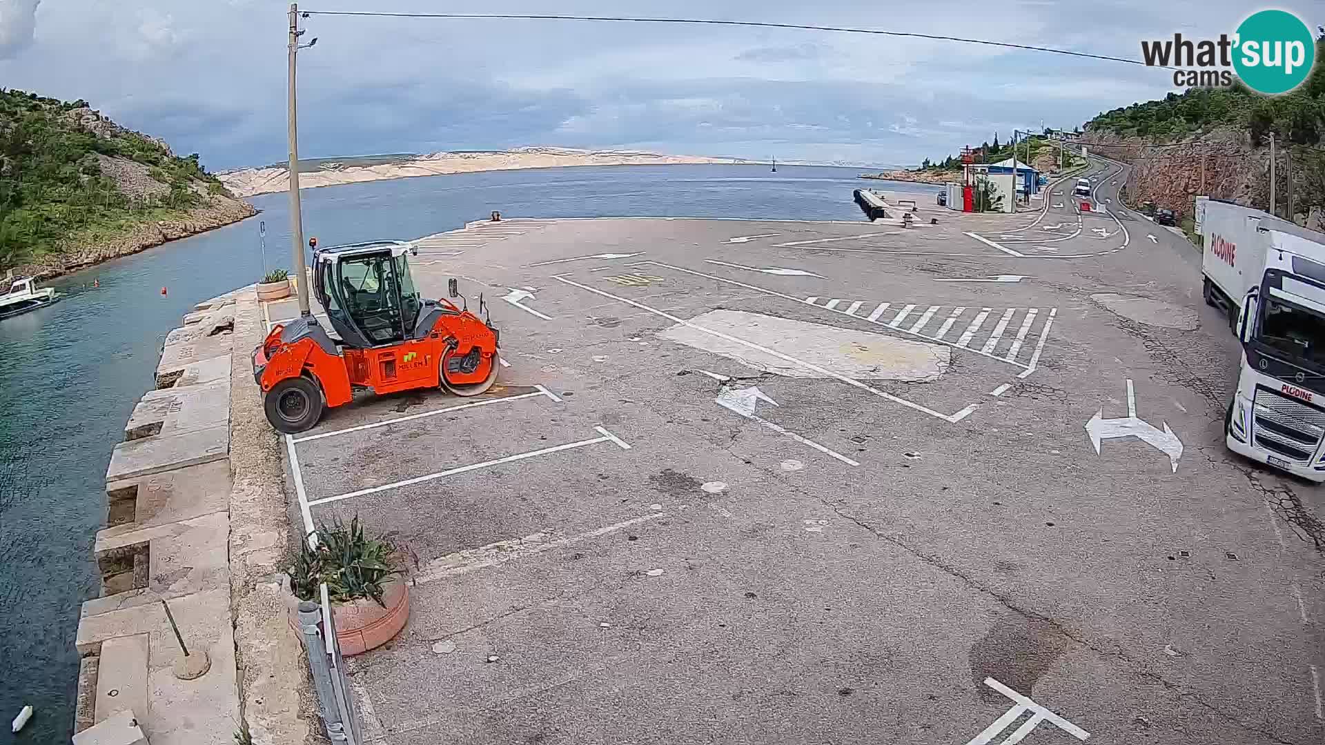 Webcam Prizna ferry port to Pag island
