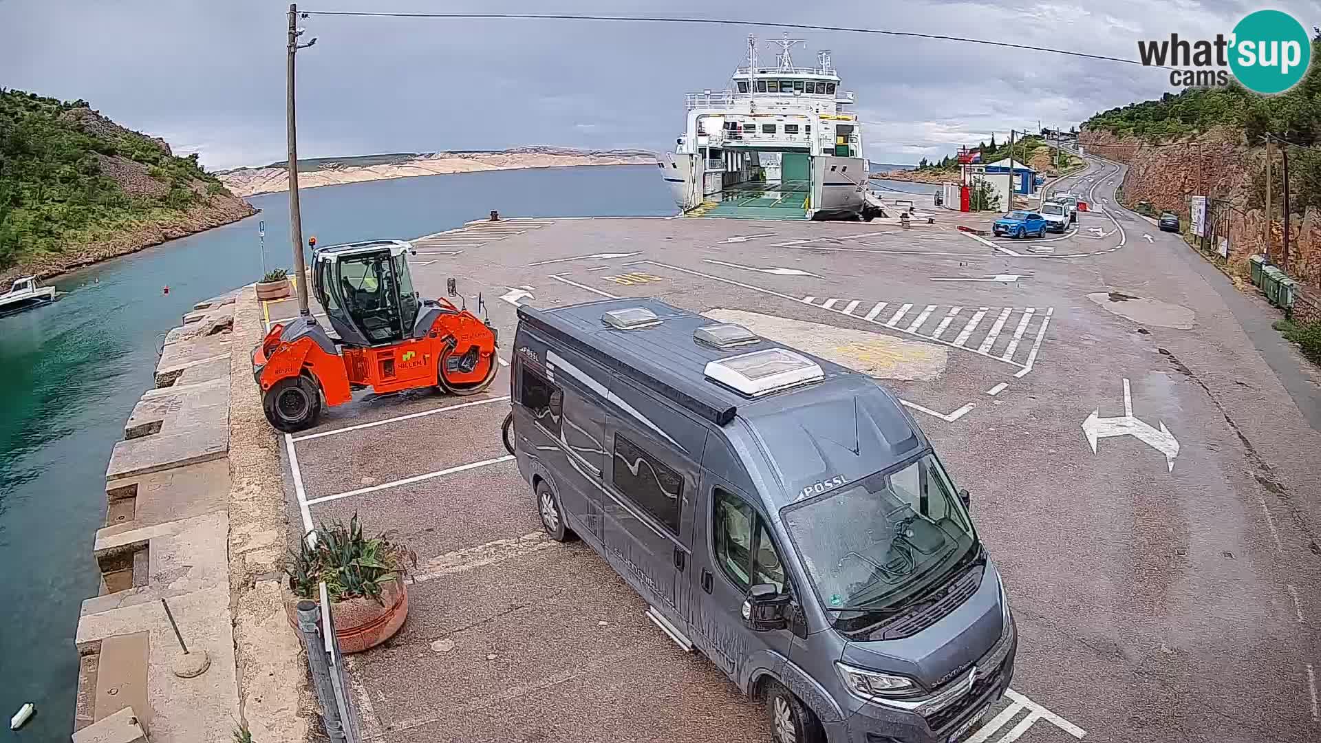 Webcam port de ferry de Prizna – vers l’île de Pag
