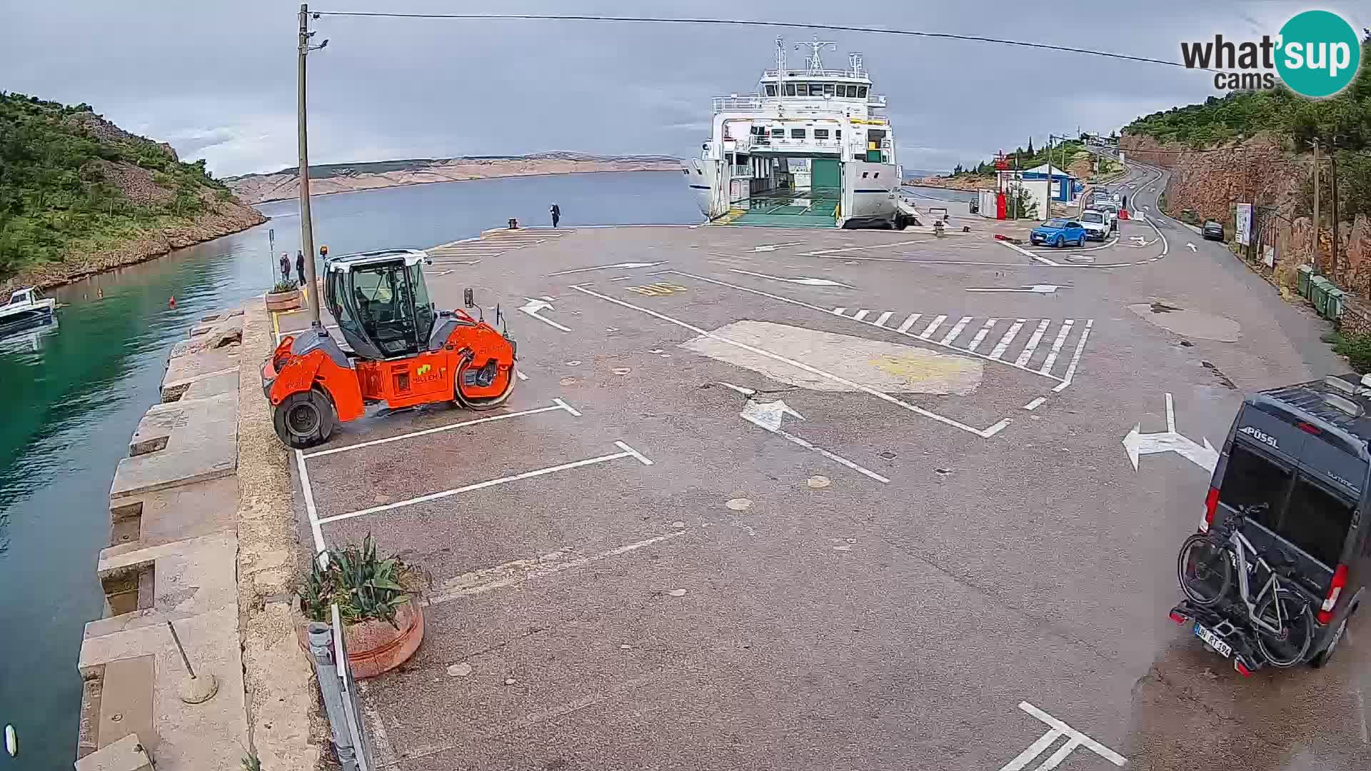 Webcam Prizna ferry port to Pag island