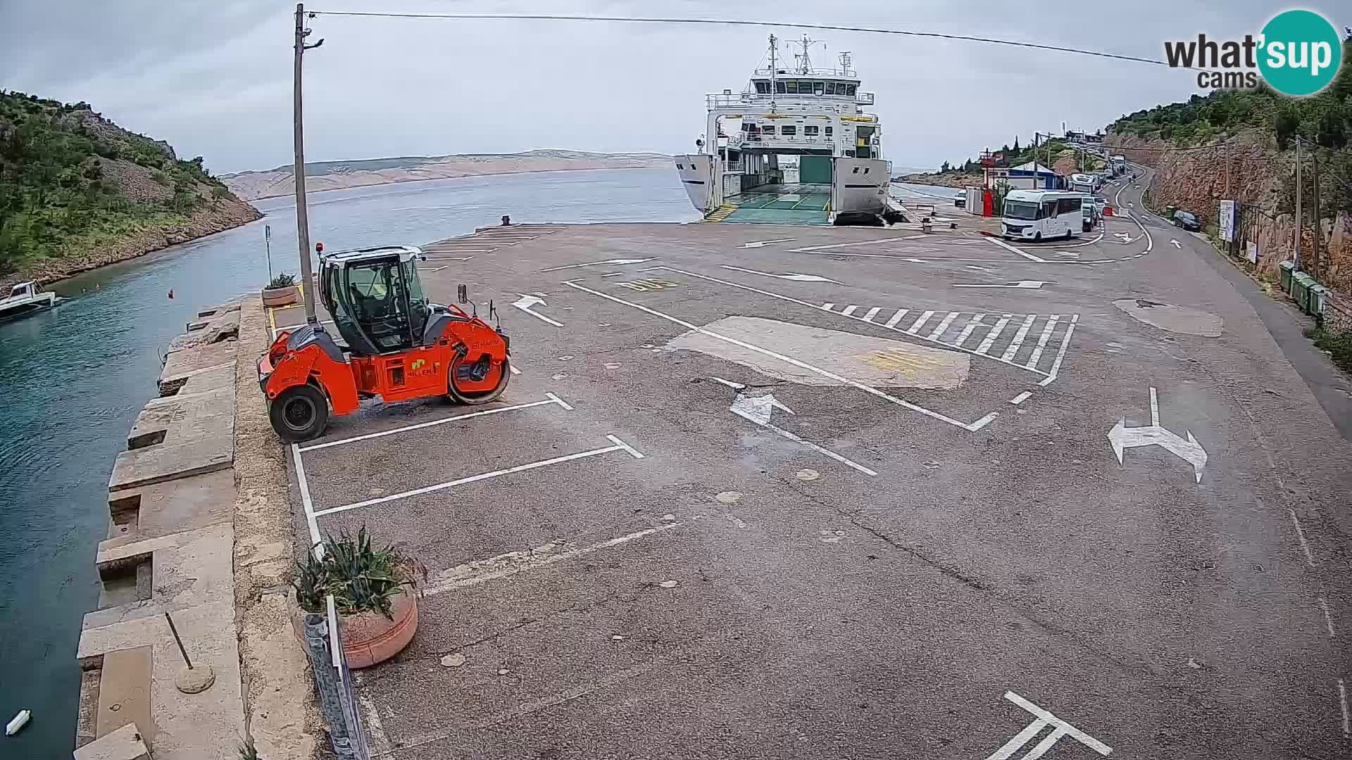 Webcam port de ferry de Prizna – vers l’île de Pag