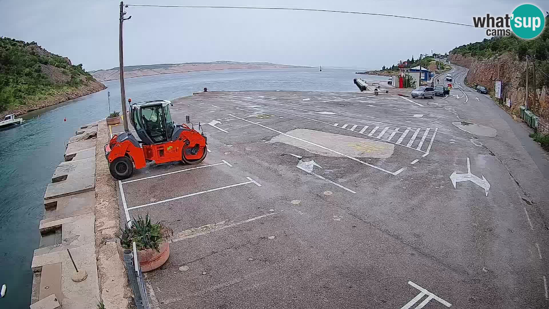 Webcam Prizna ferry port to Pag island