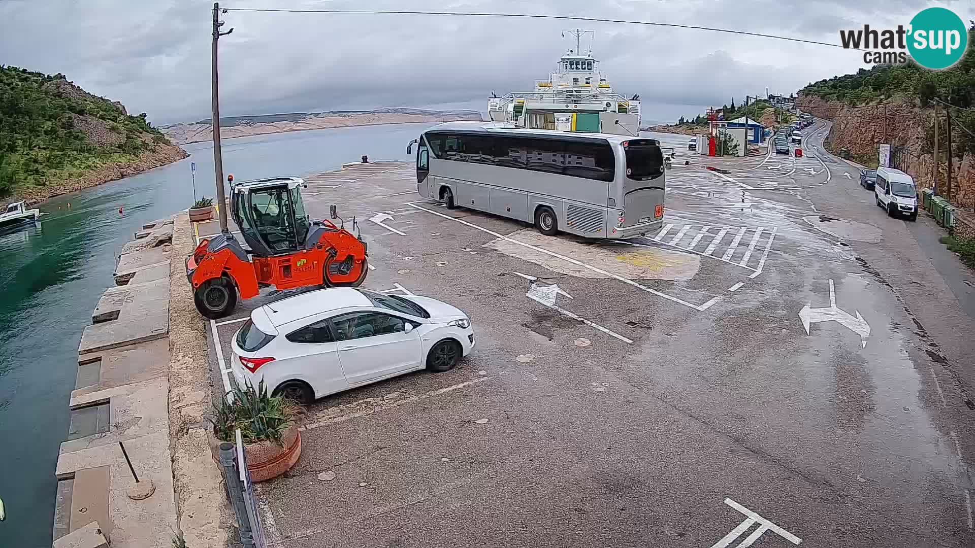 Webcam port de ferry de Prizna – vers l’île de Pag