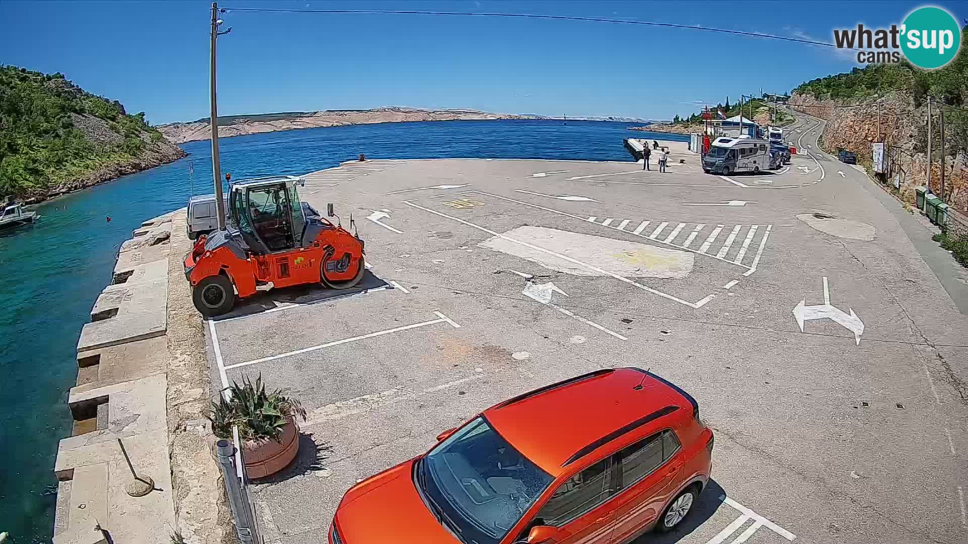 Webcam Prizna ferry port to Pag island