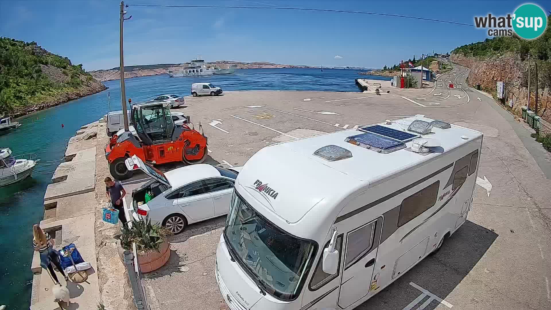 Webcam Prizna ferry port to Pag island