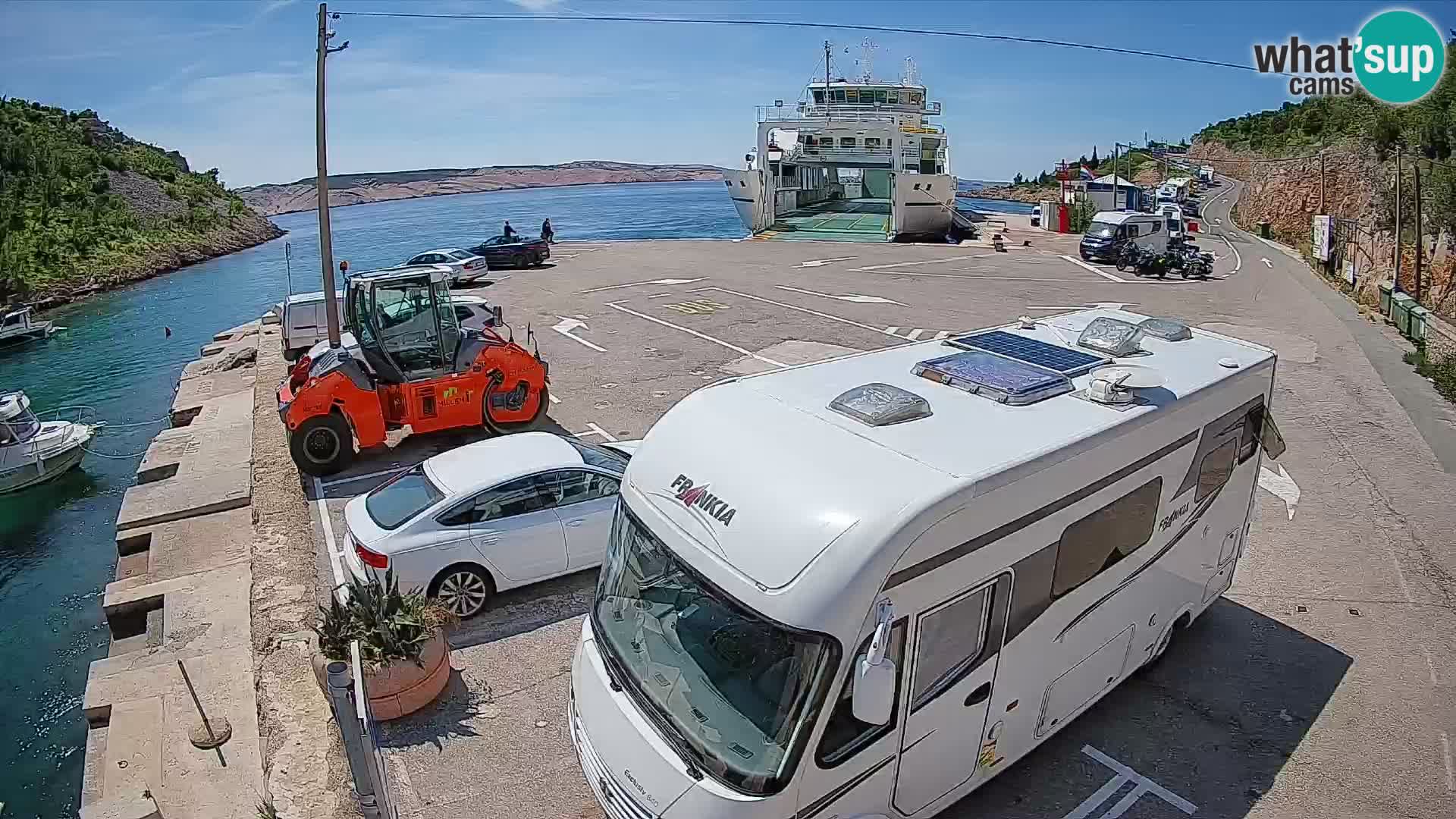 Webcam Prizna ferry port to Pag island