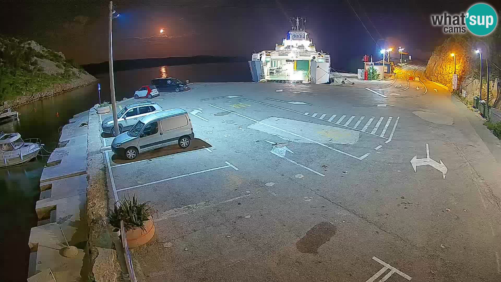 Webcam Prizna ferry port to Pag island