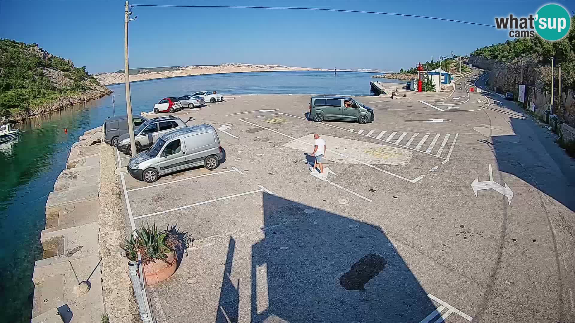 Webcam Prizna ferry port to Pag island
