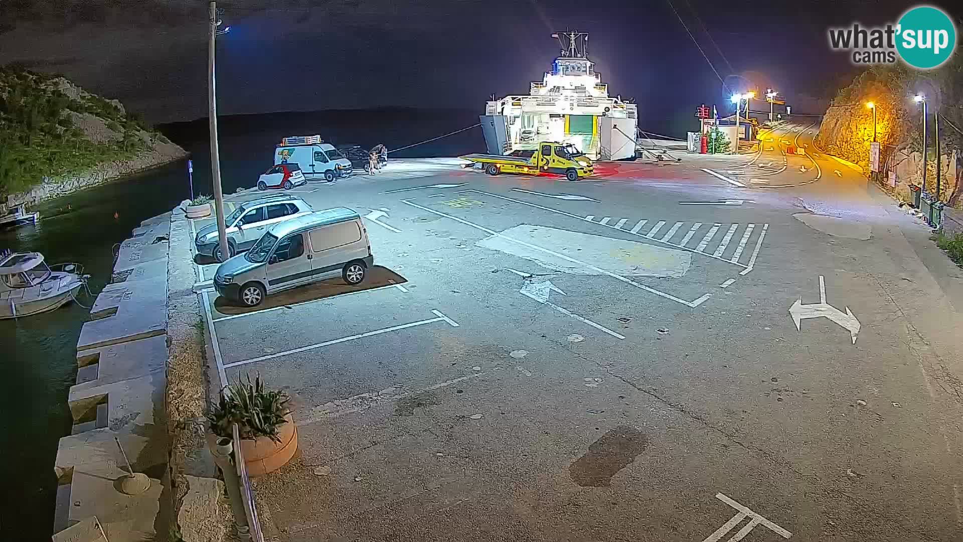 Webcam Prizna ferry port to Pag island